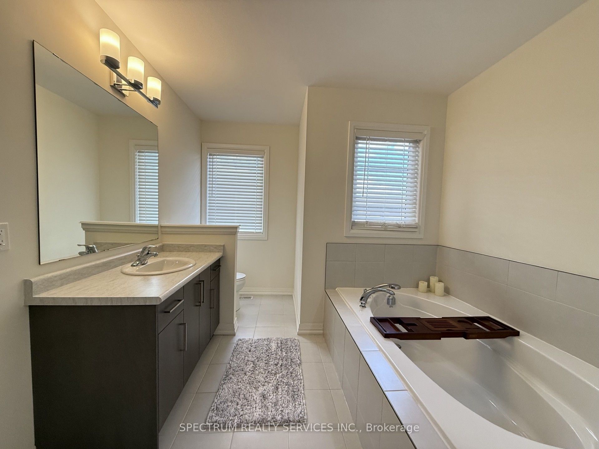 7436 Matteo Drive Property Photo 21