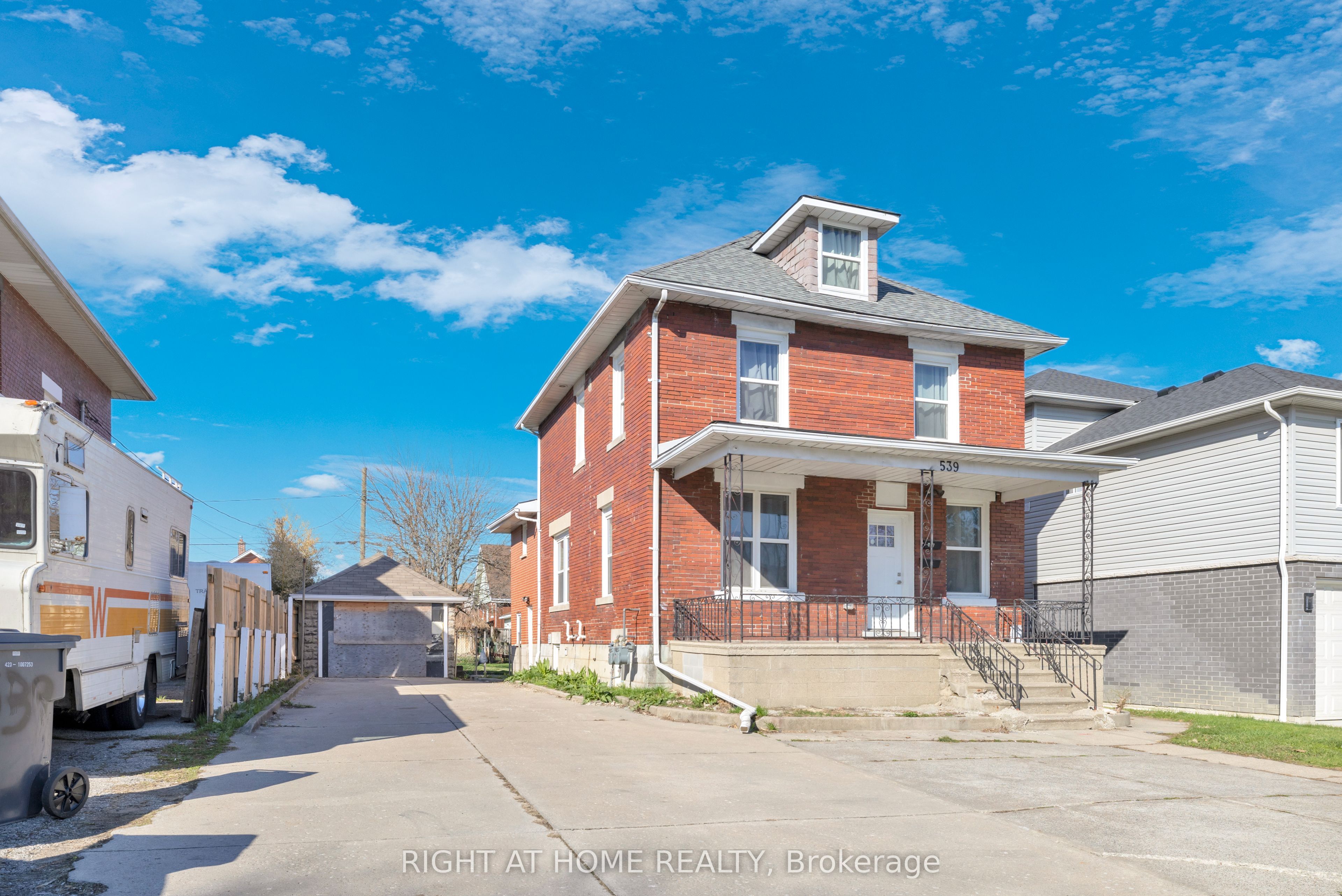 539 Campbell Avenue Property Photo 2