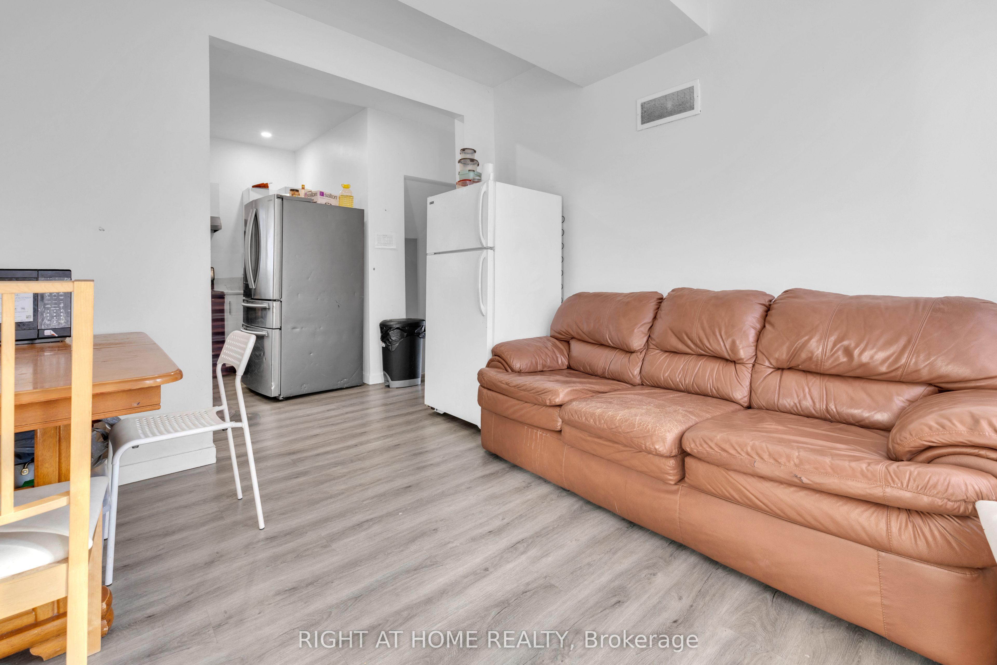 539 Campbell Avenue Property Photo 7