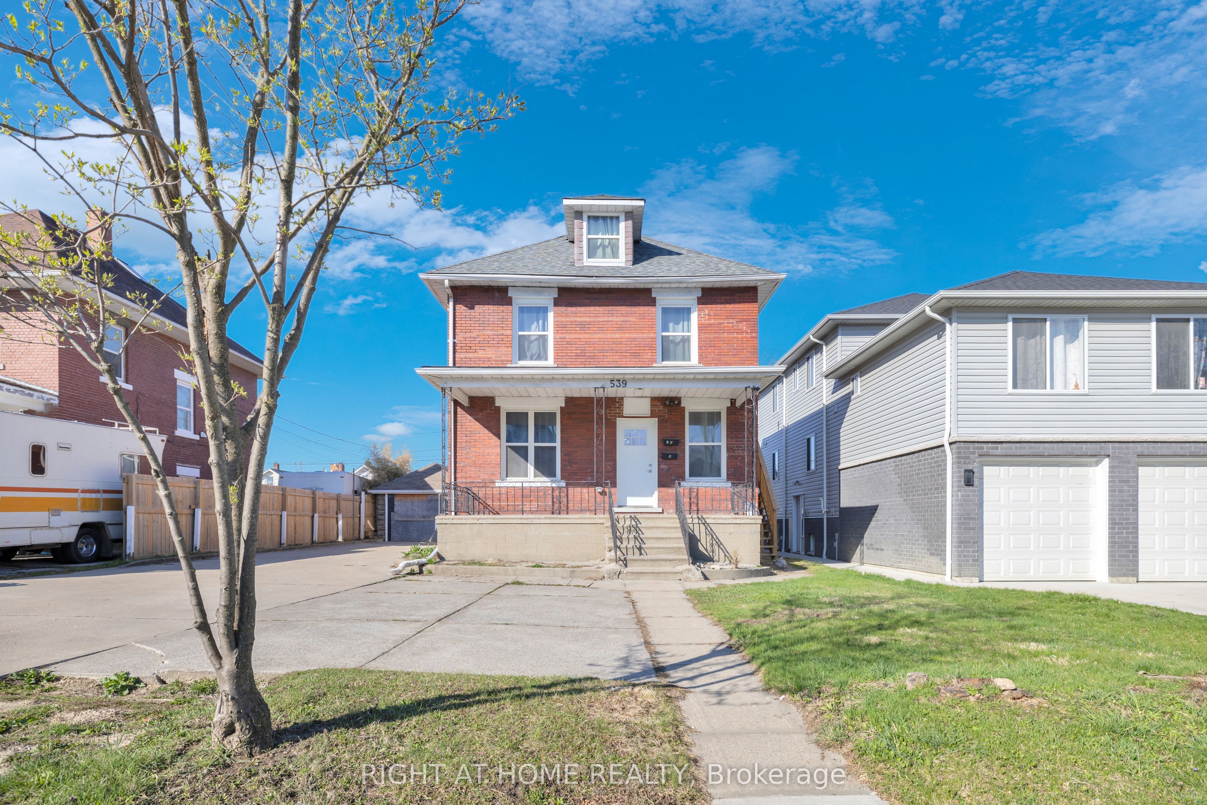 539 Campbell Avenue Property Photo 24