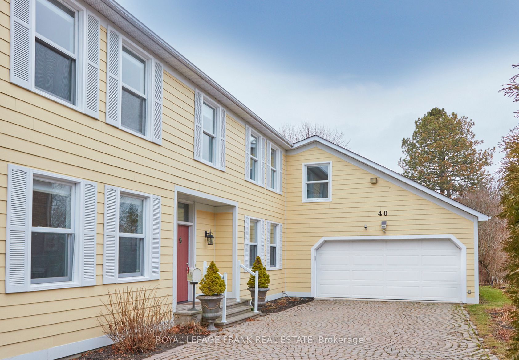 40 Tremaine Terrace Property Photo 2