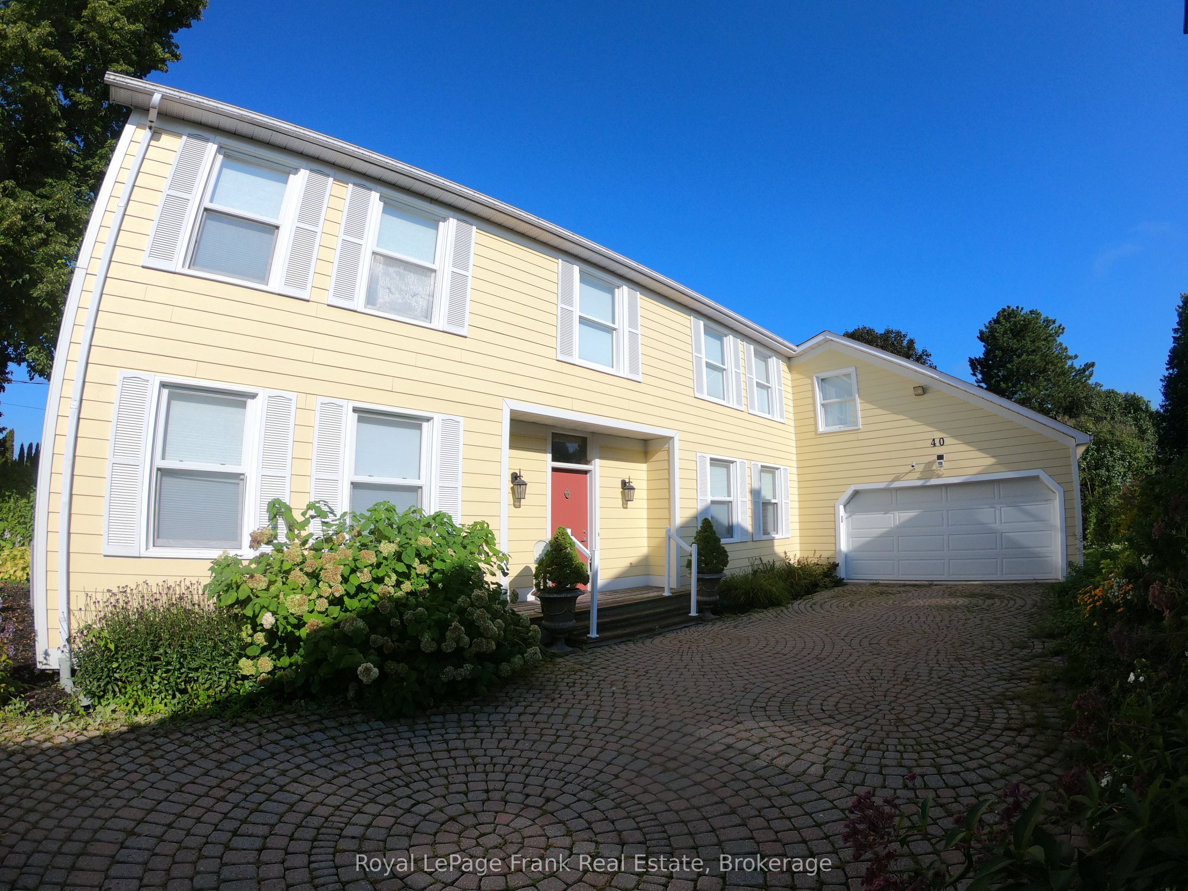 40 Tremaine Terrace Property Photo 3