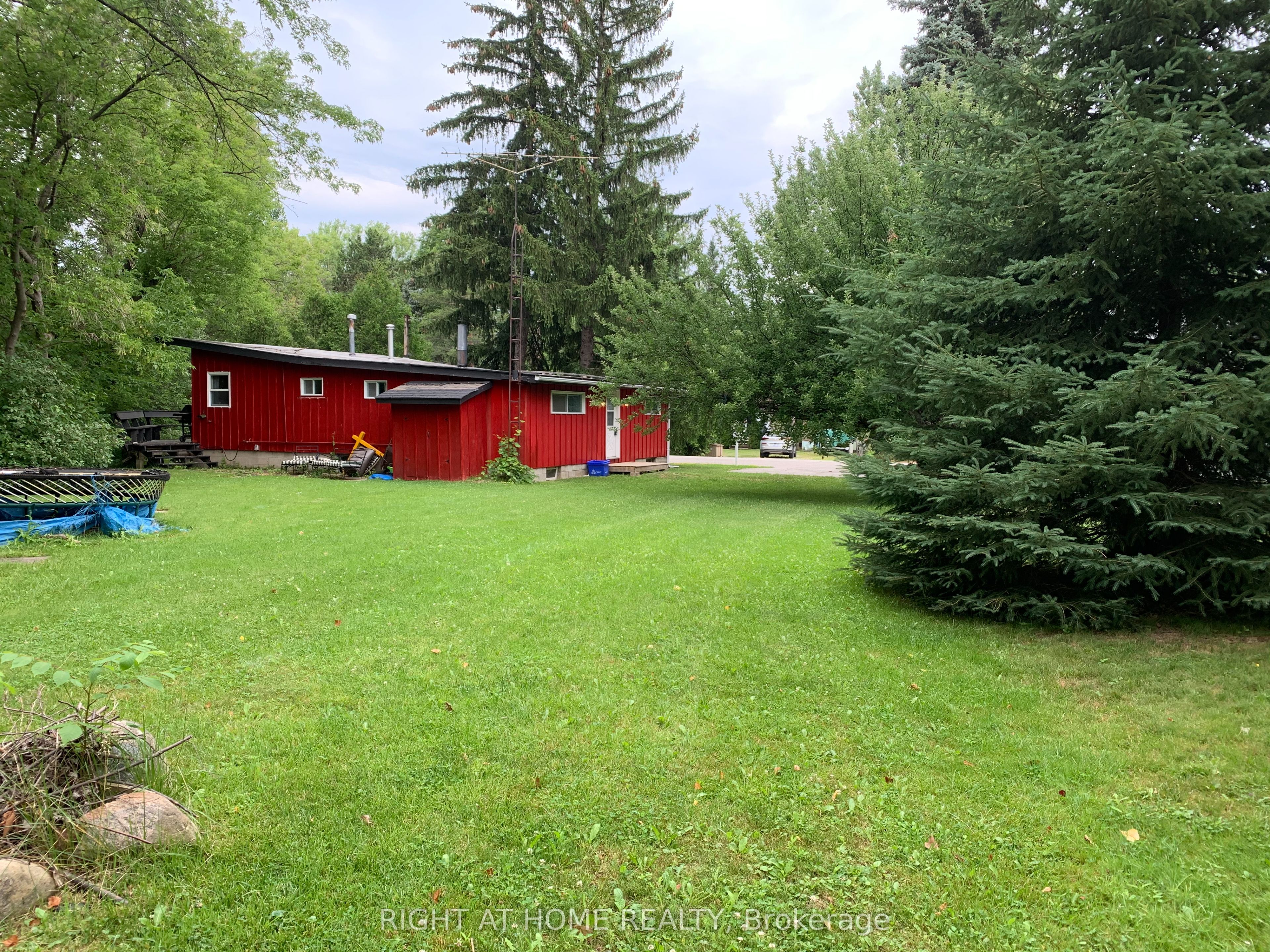 108 Settlers Way Property Photo 6