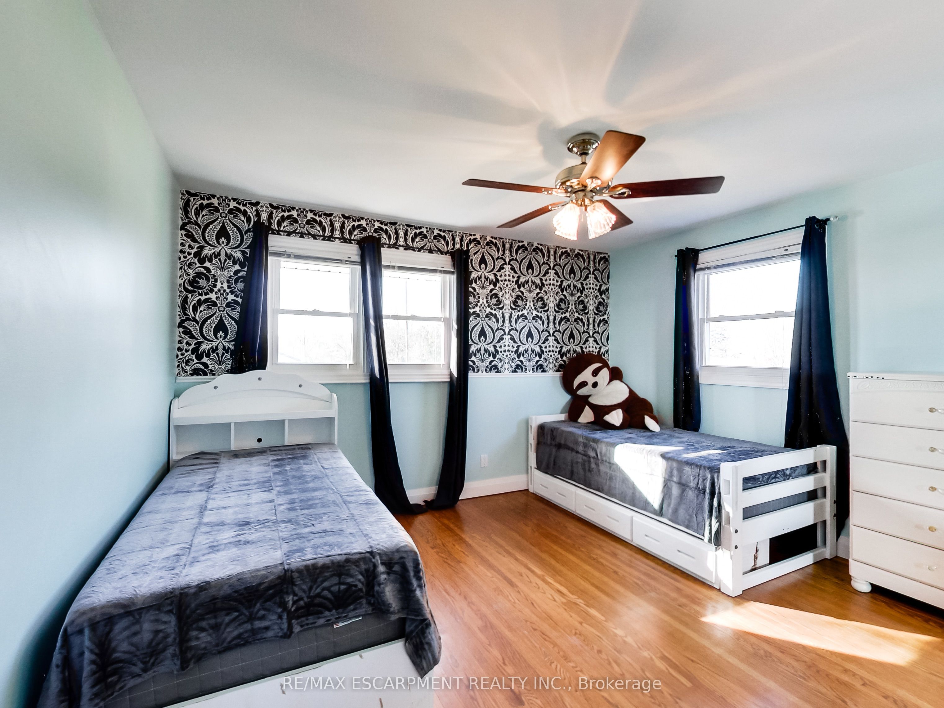 9183 Silver Street Property Photo 22