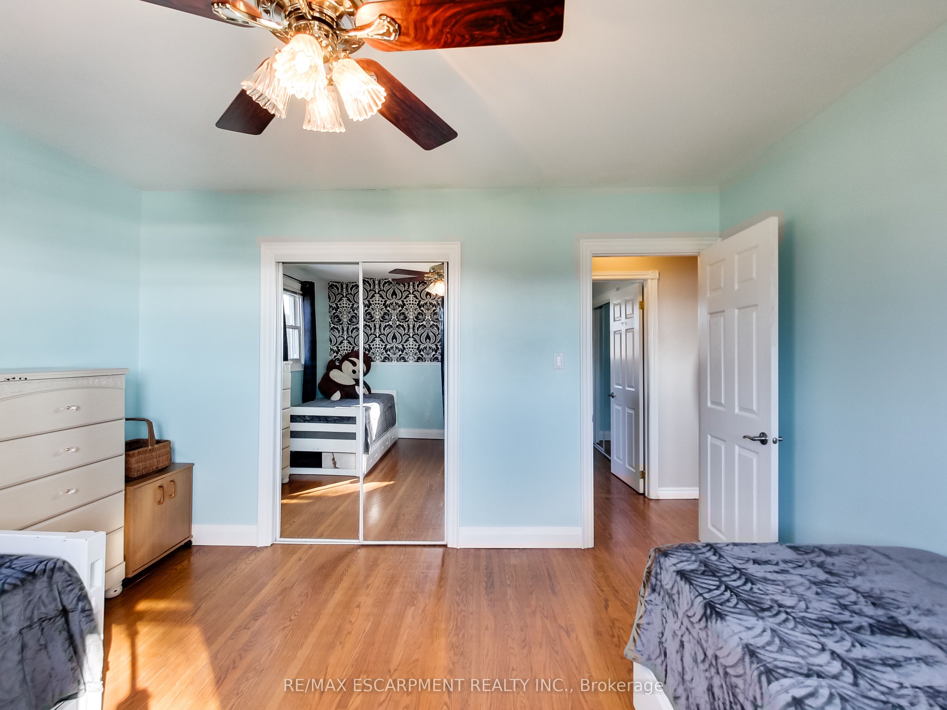 9183 Silver Street Property Photo 23