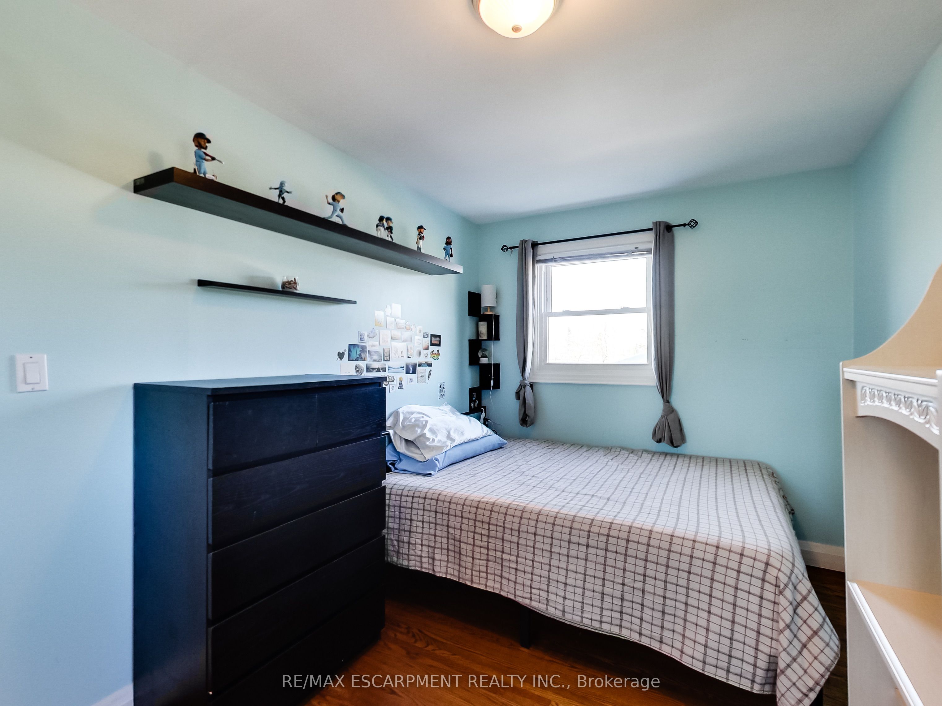 9183 Silver Street Property Photo 25