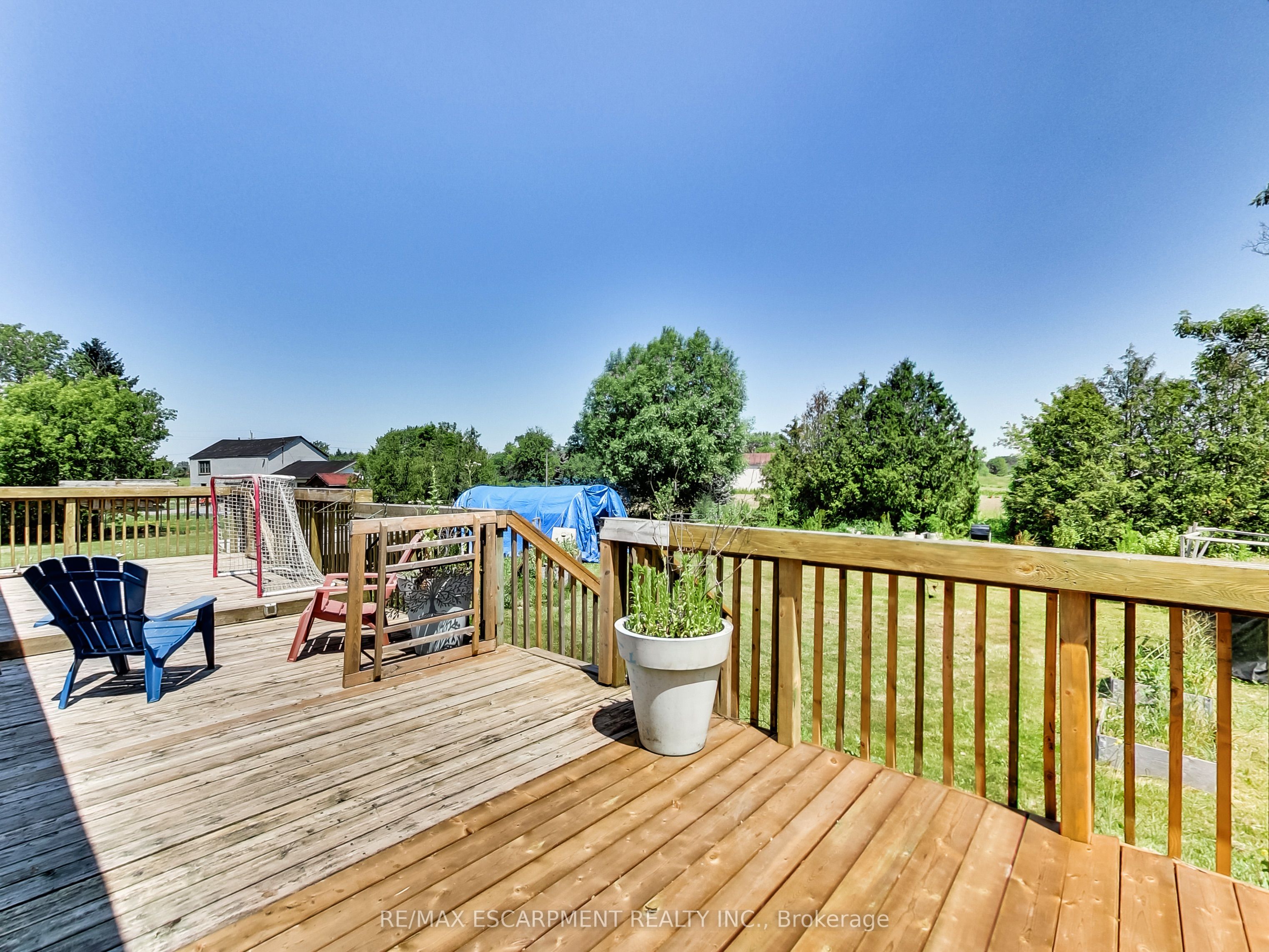 9183 Silver Street Property Photo 45