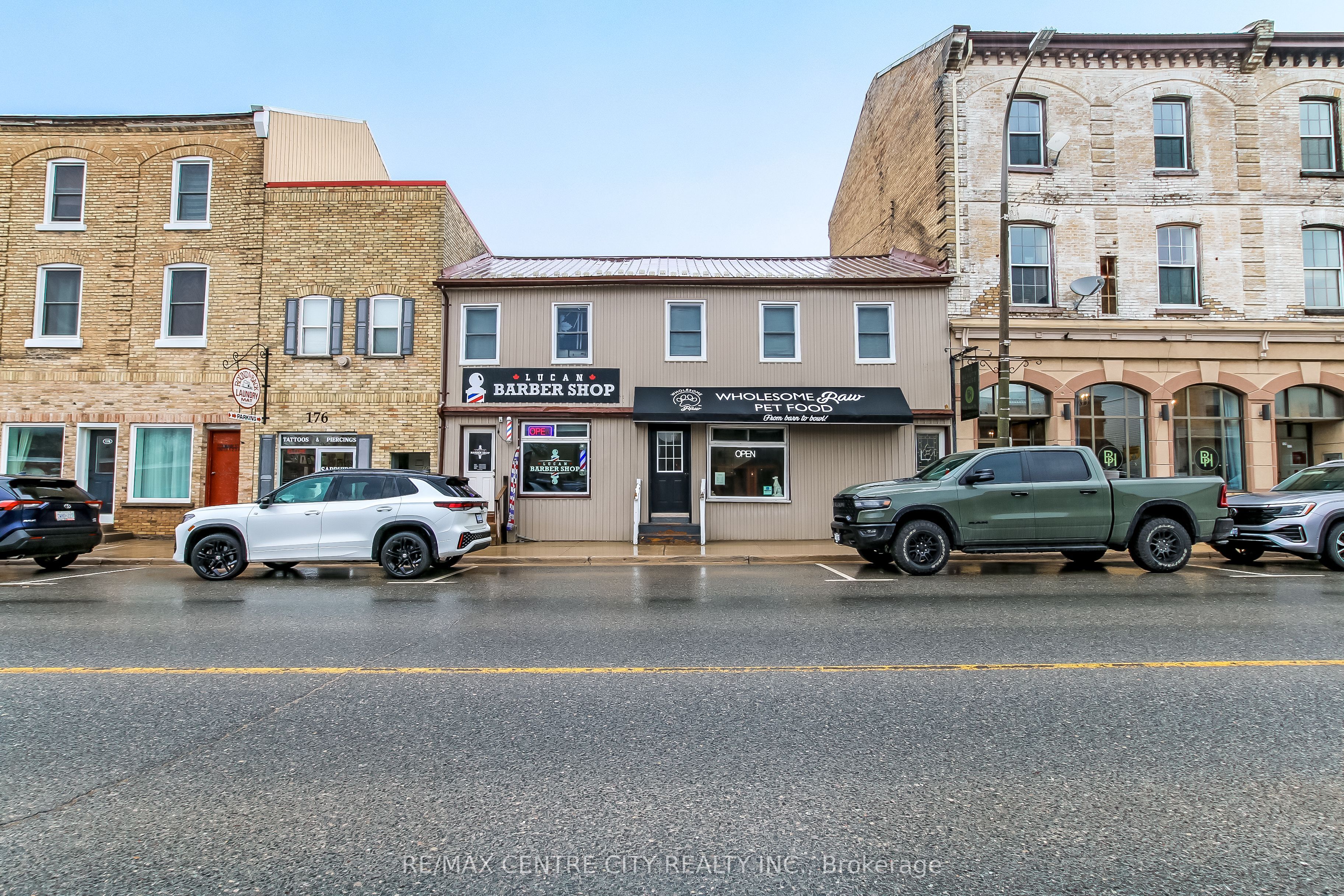 174 Main Street Property Photo 2