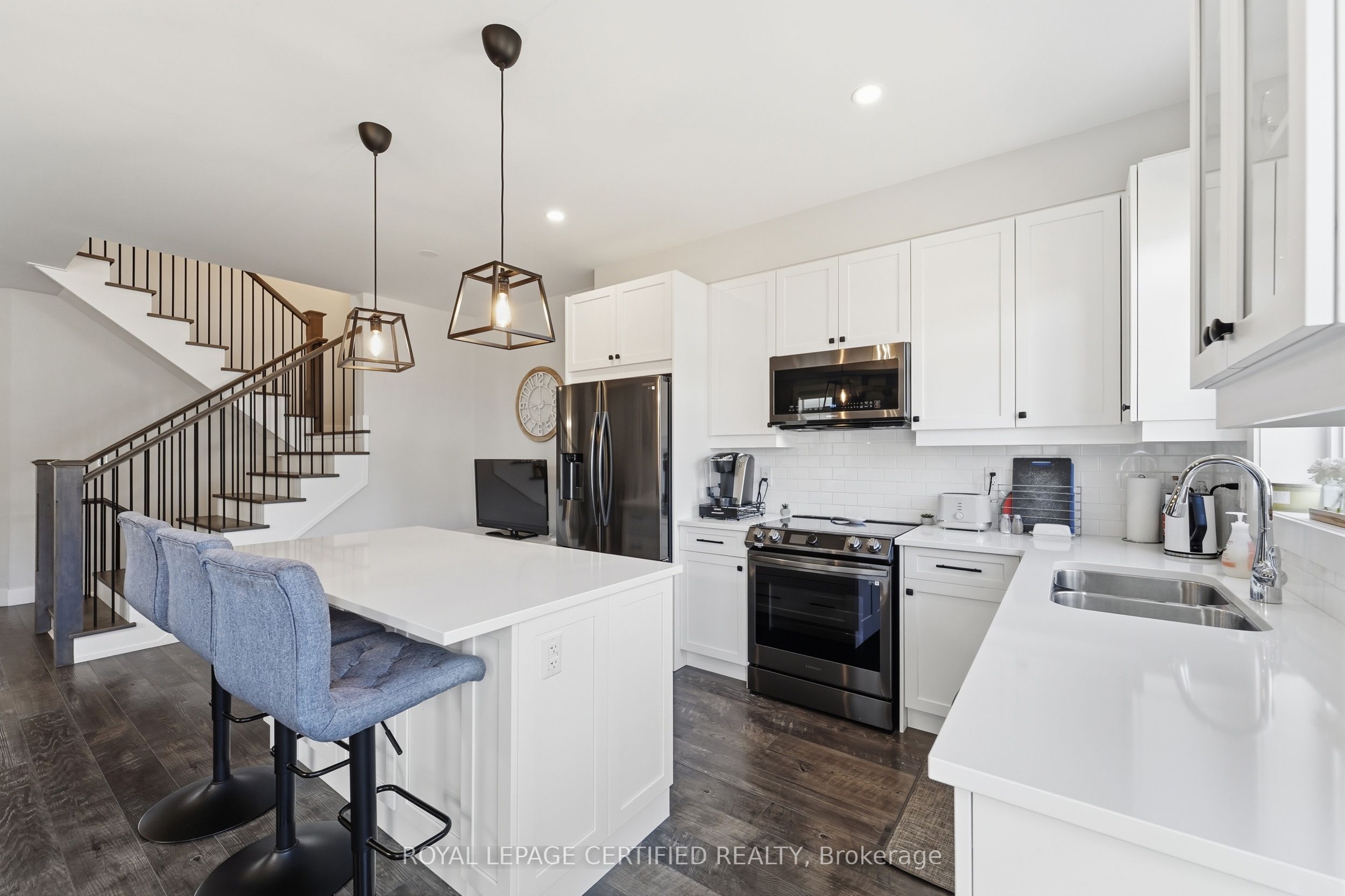 146 Sycamore Street Property Photo 8