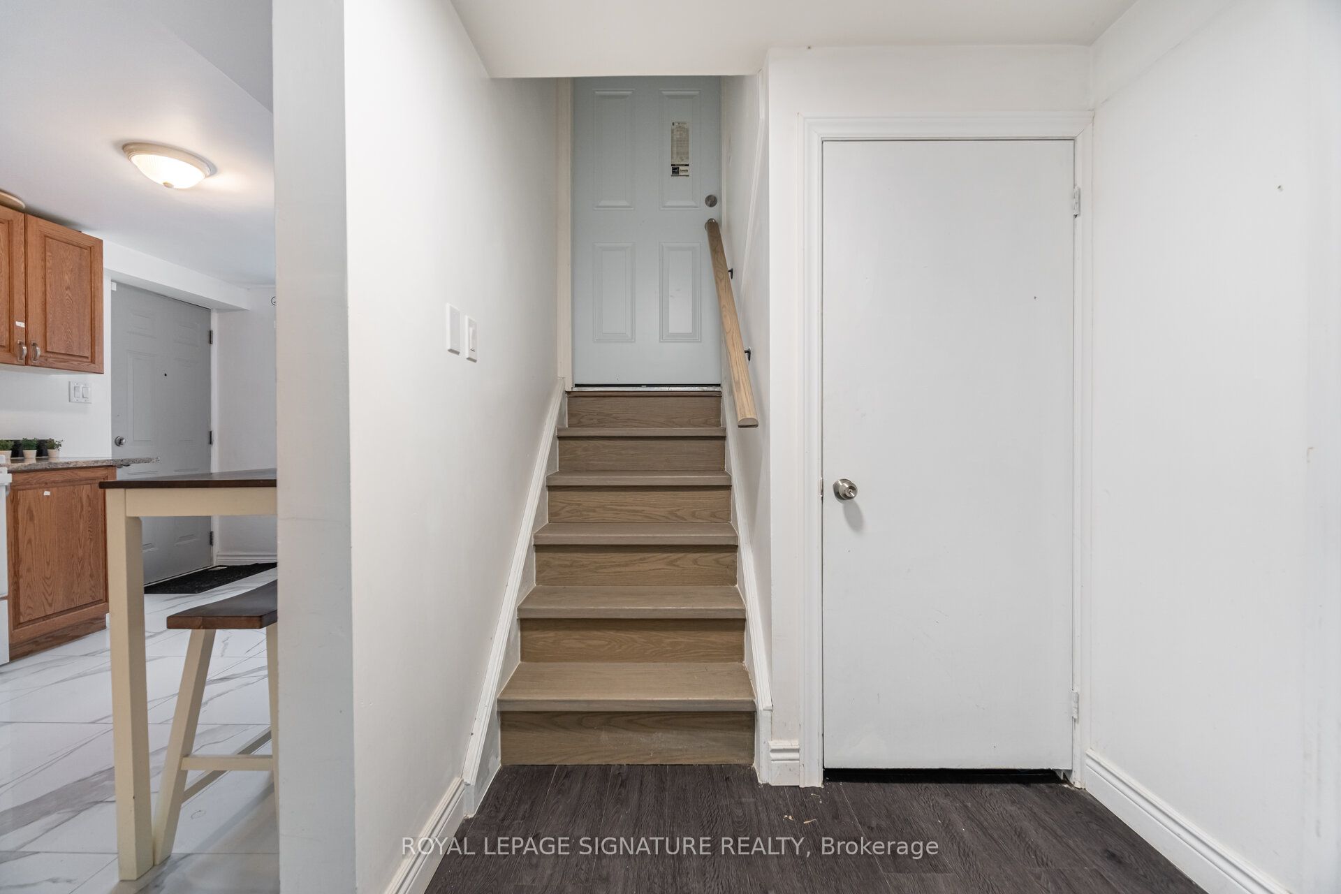 406 Tamarack Drive Property Photo 26