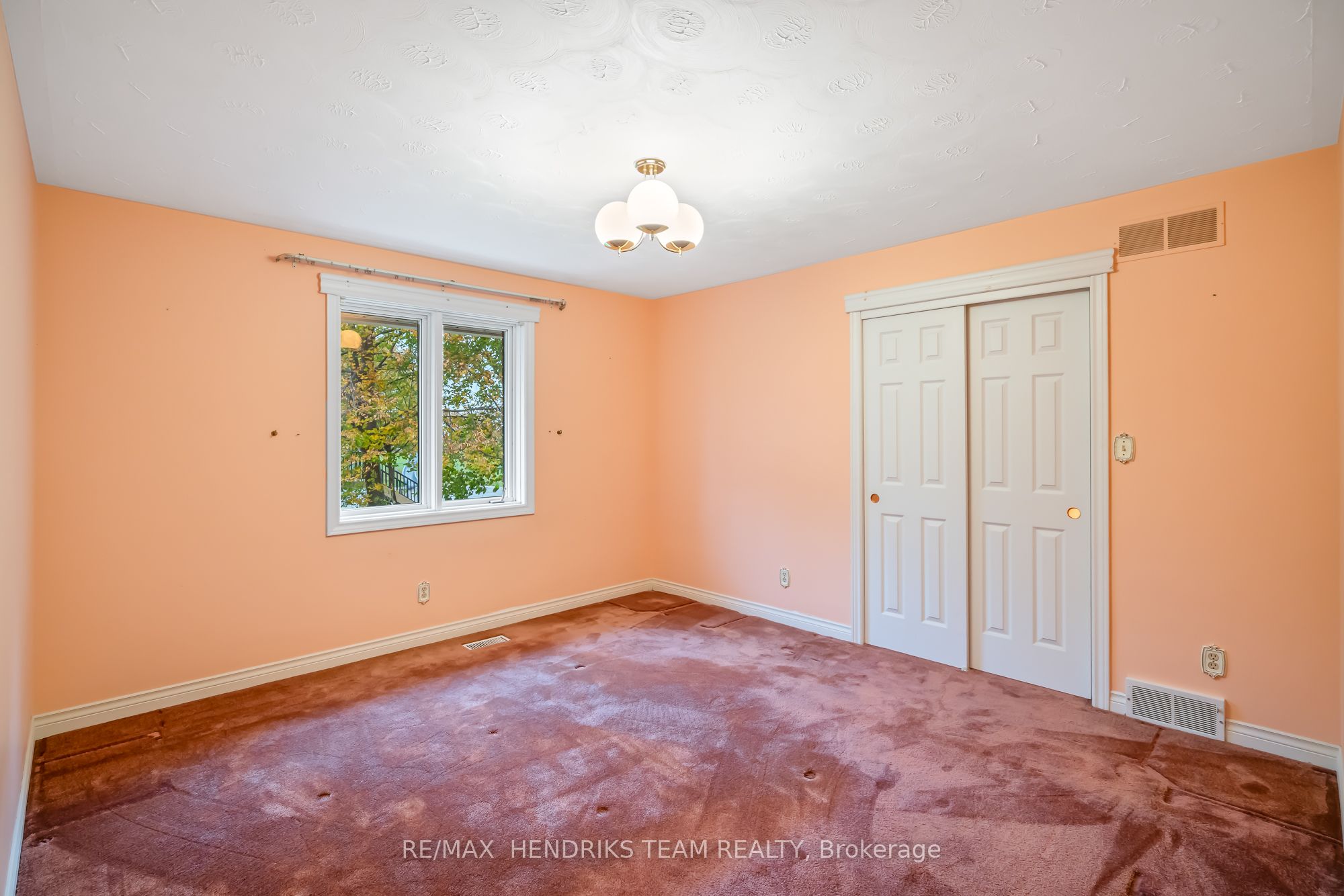 85 Westgate Park Drive Property Photo 19