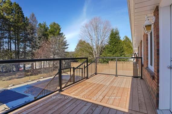 99 Maple Street Property Photo 12