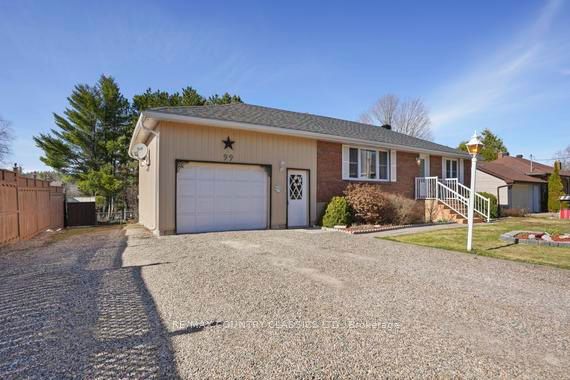 99 Maple Street Property Photo 31