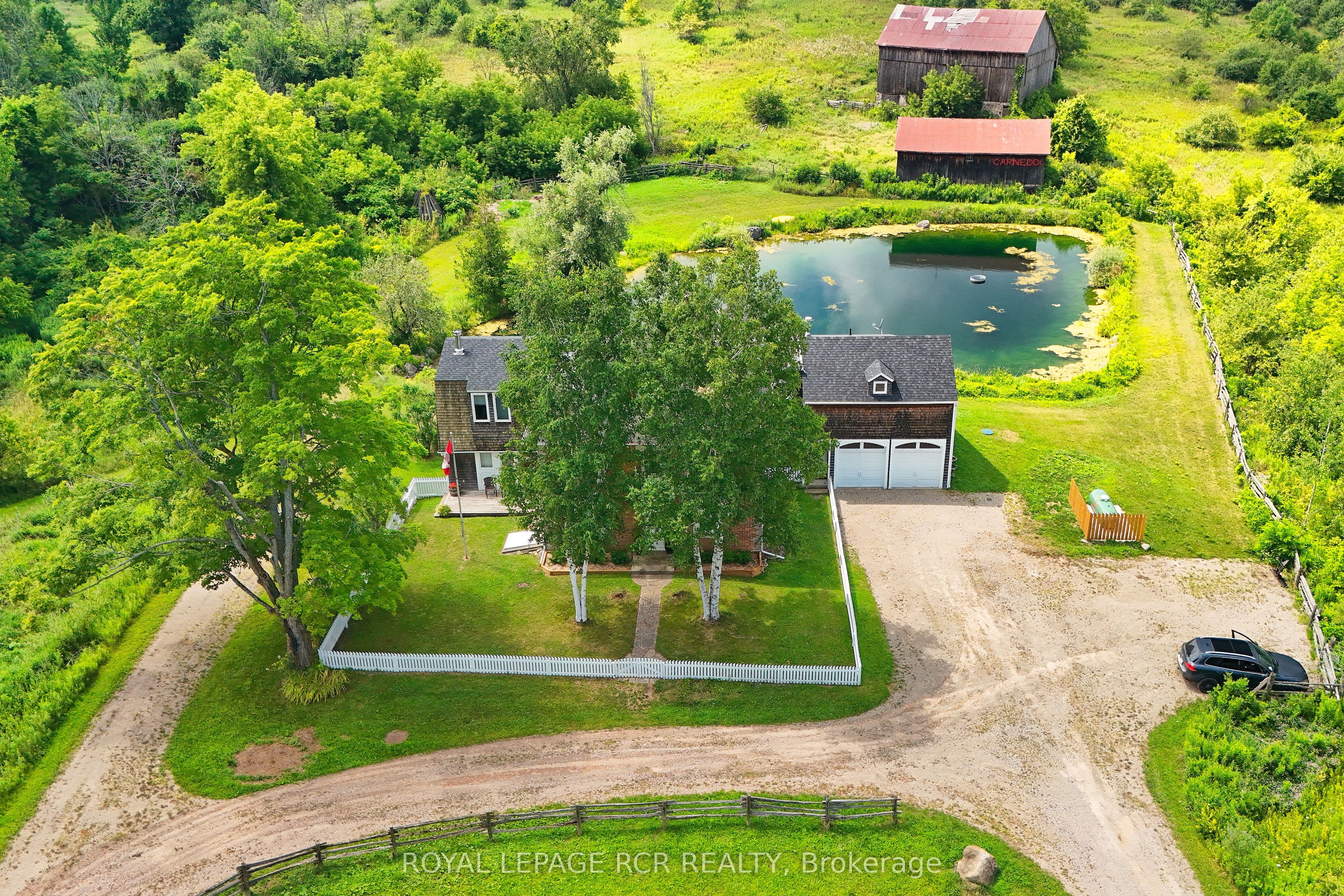 836206 4th Line Property Photo 45