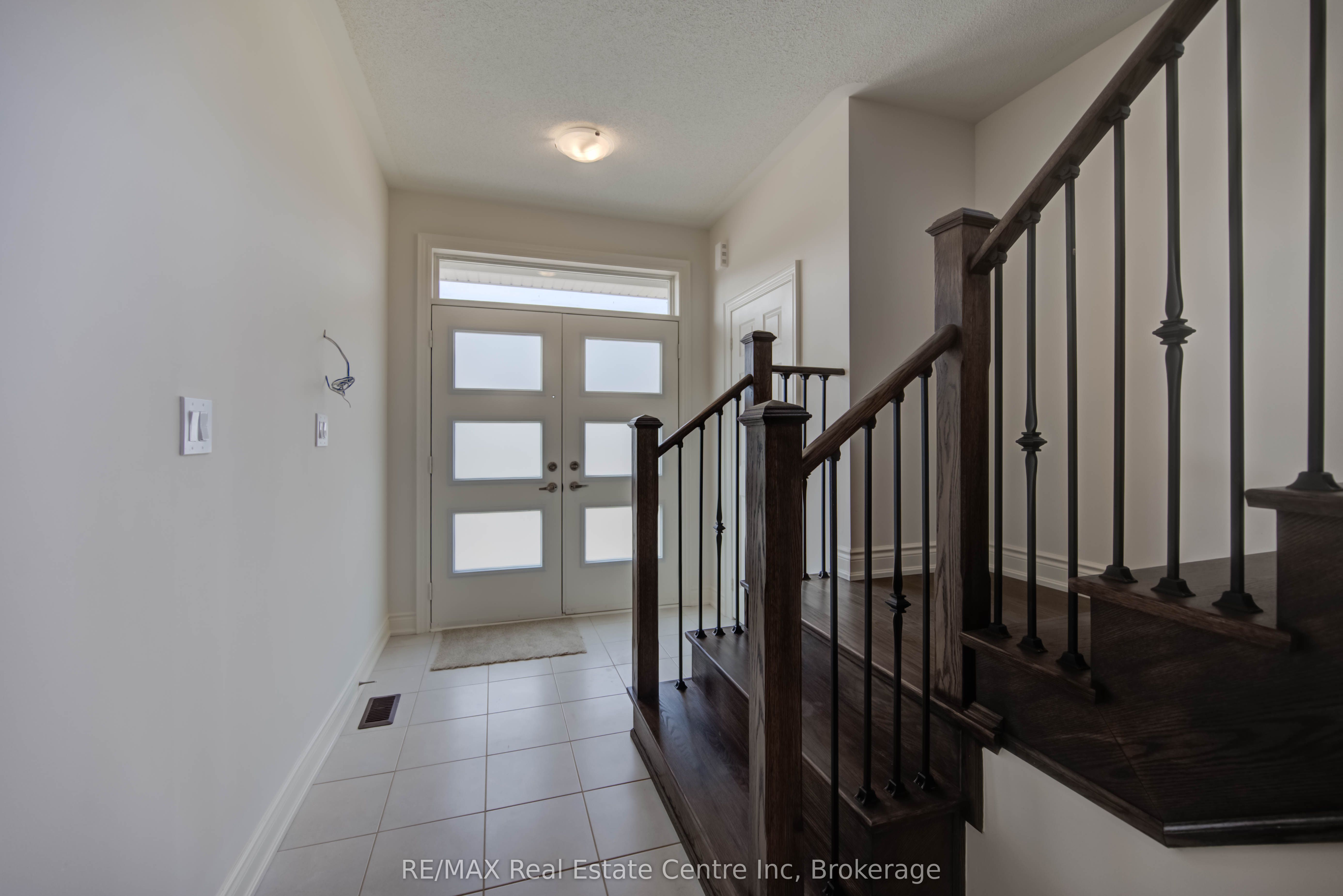 154 Attwater Drive Property Photo 6