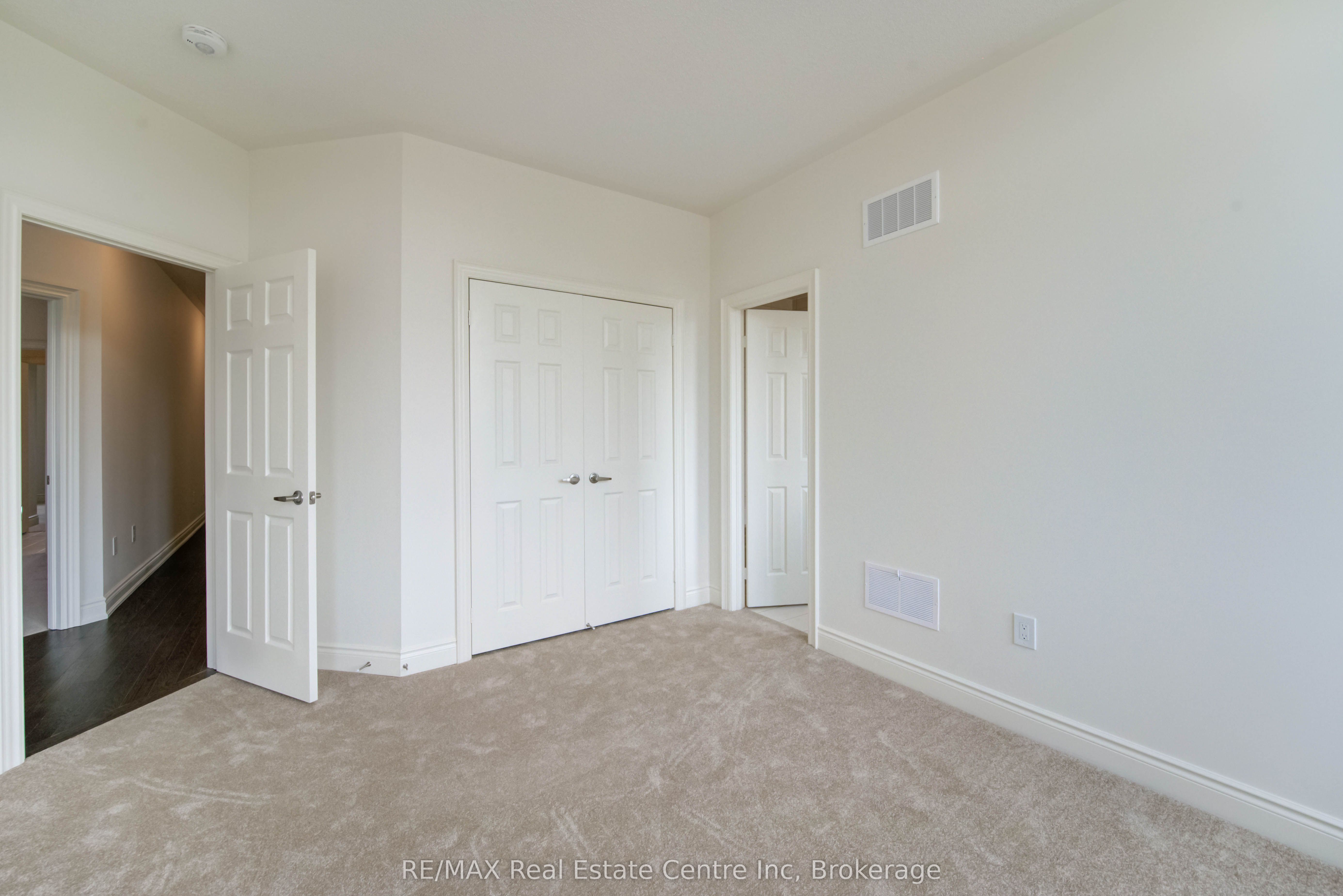 154 Attwater Drive Property Photo 22