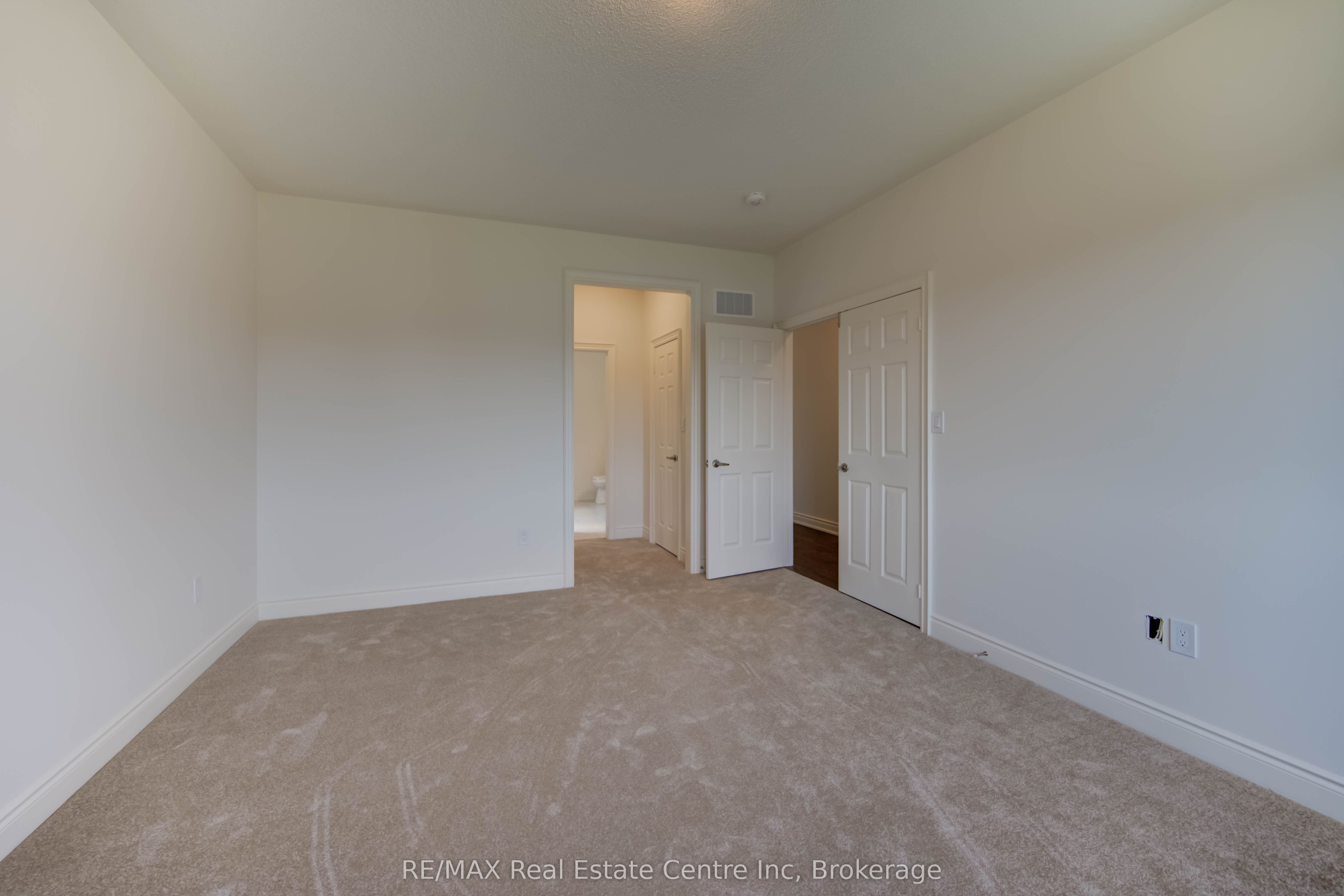 154 Attwater Drive Property Photo 32