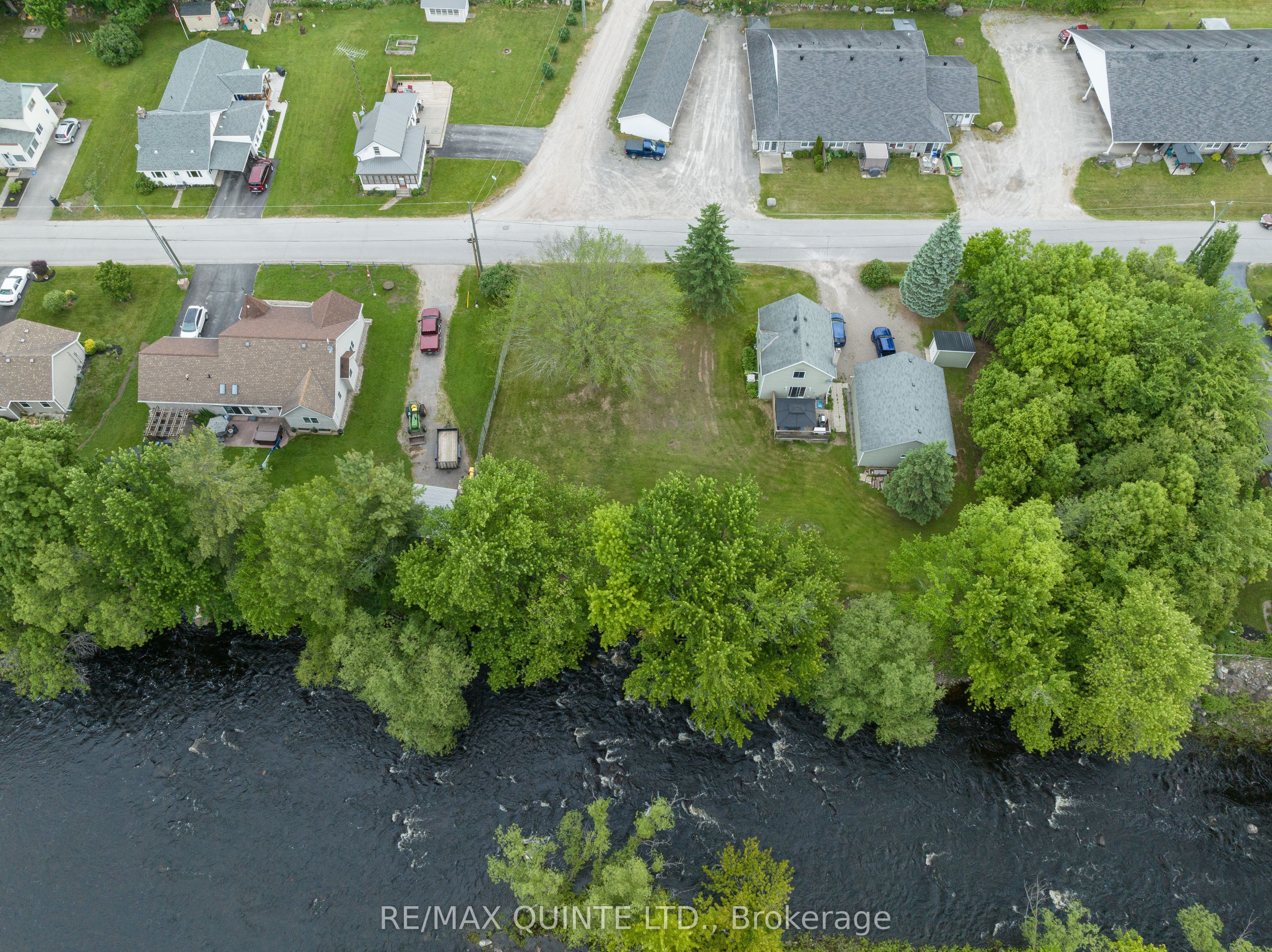 210 Alexander Street Property Photo 1
