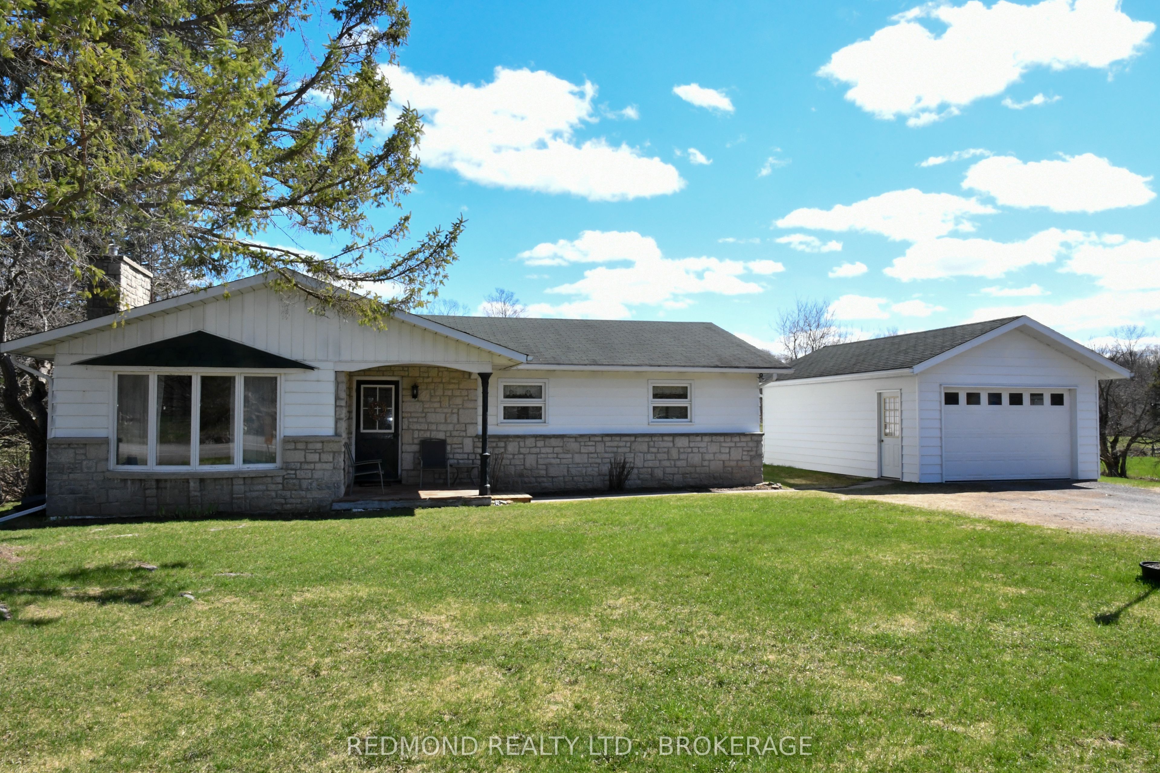 1319 County Rd 2 Road Property Photo 2