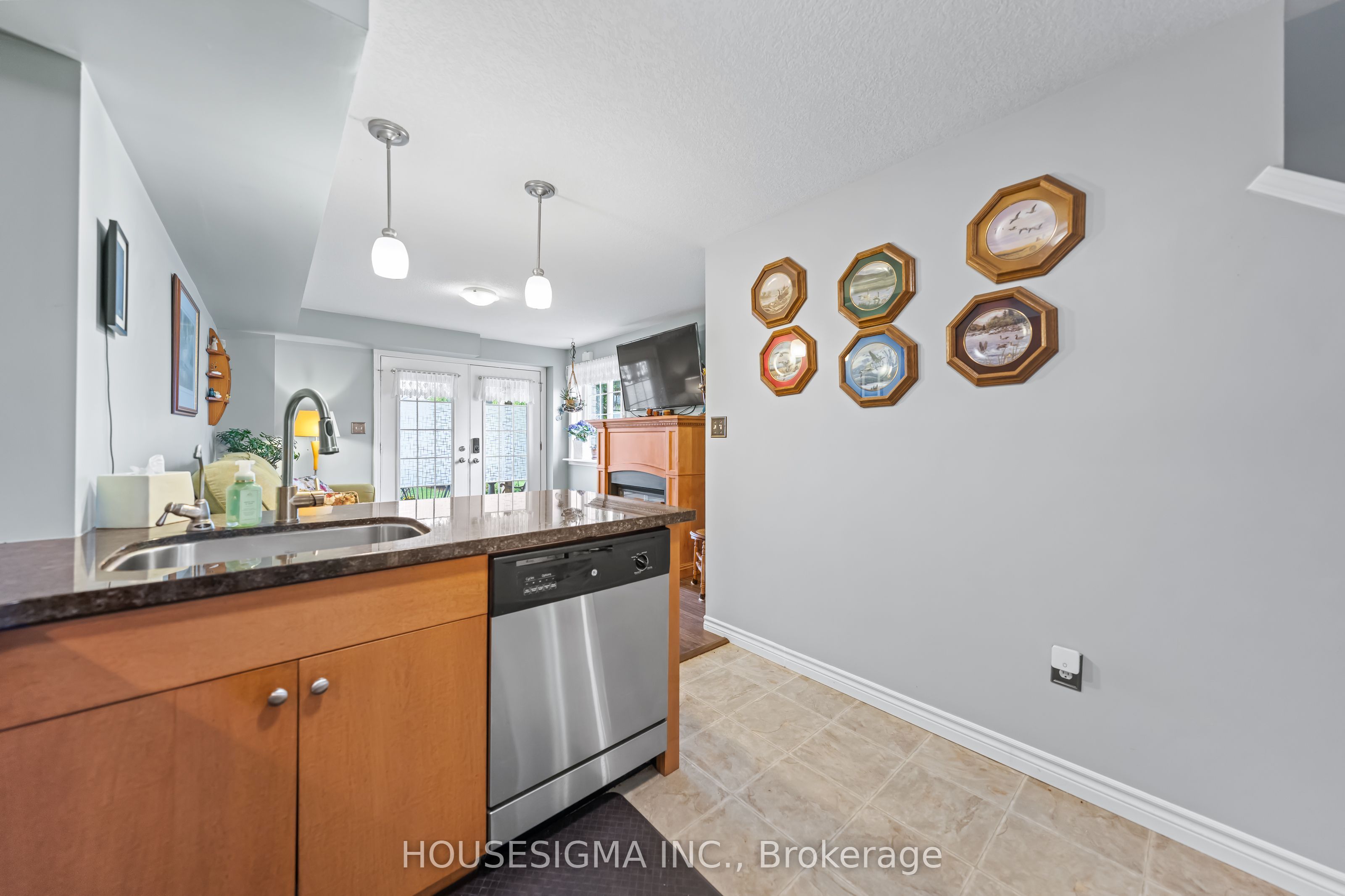35 Mountford Drive 124 Property Photo 16