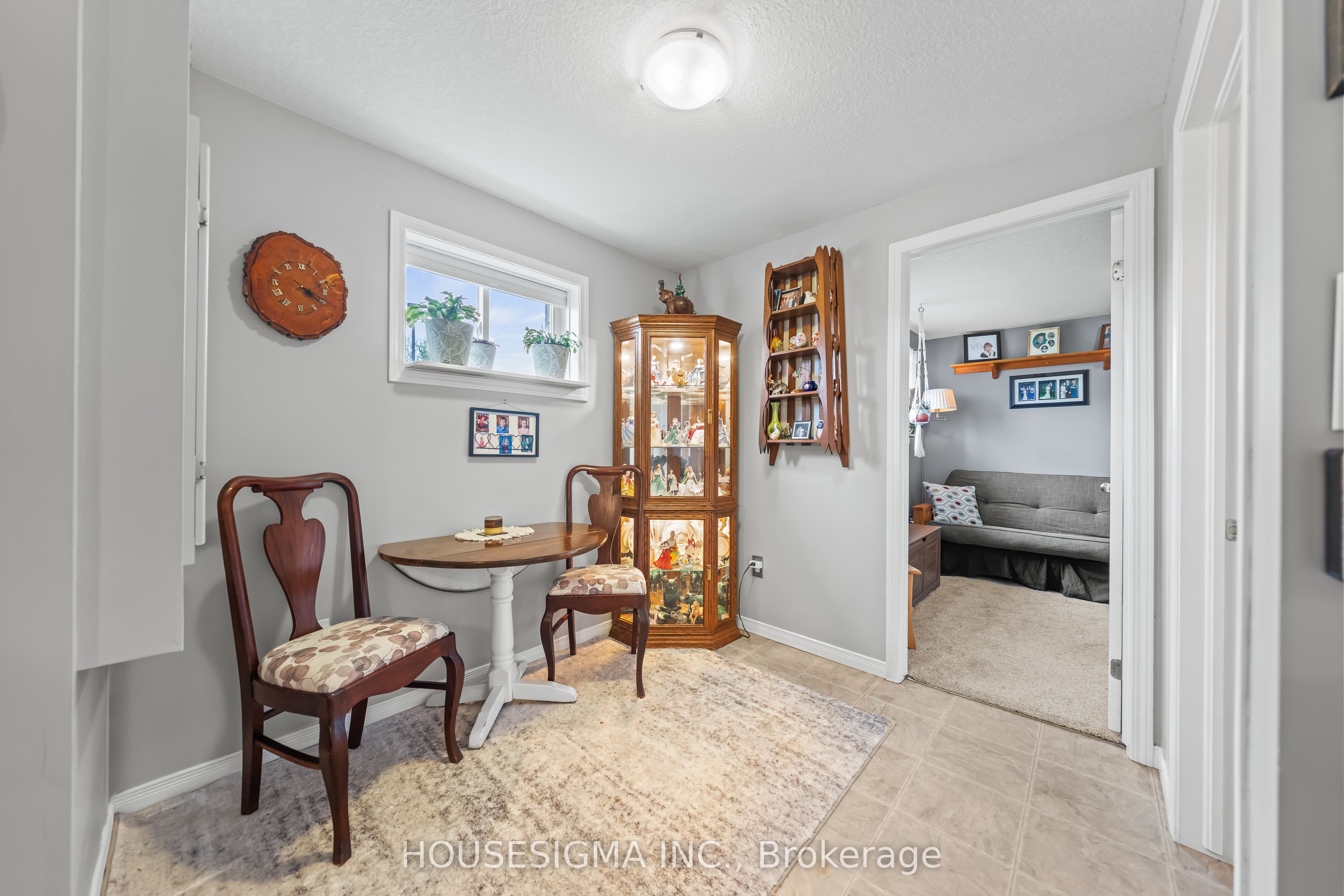 35 Mountford Drive 124 Property Photo 17