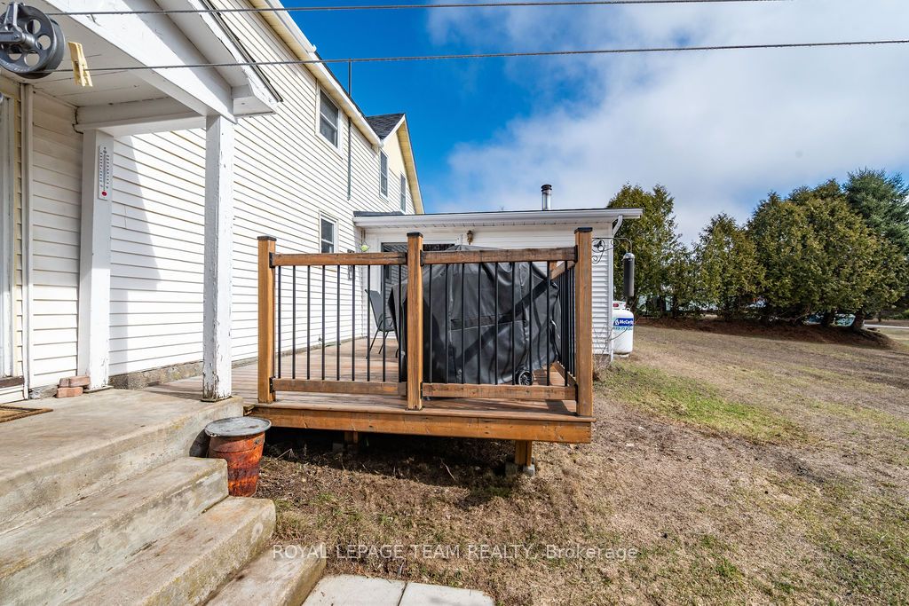 3709 Old Barrys Bay Road Property Photo 16