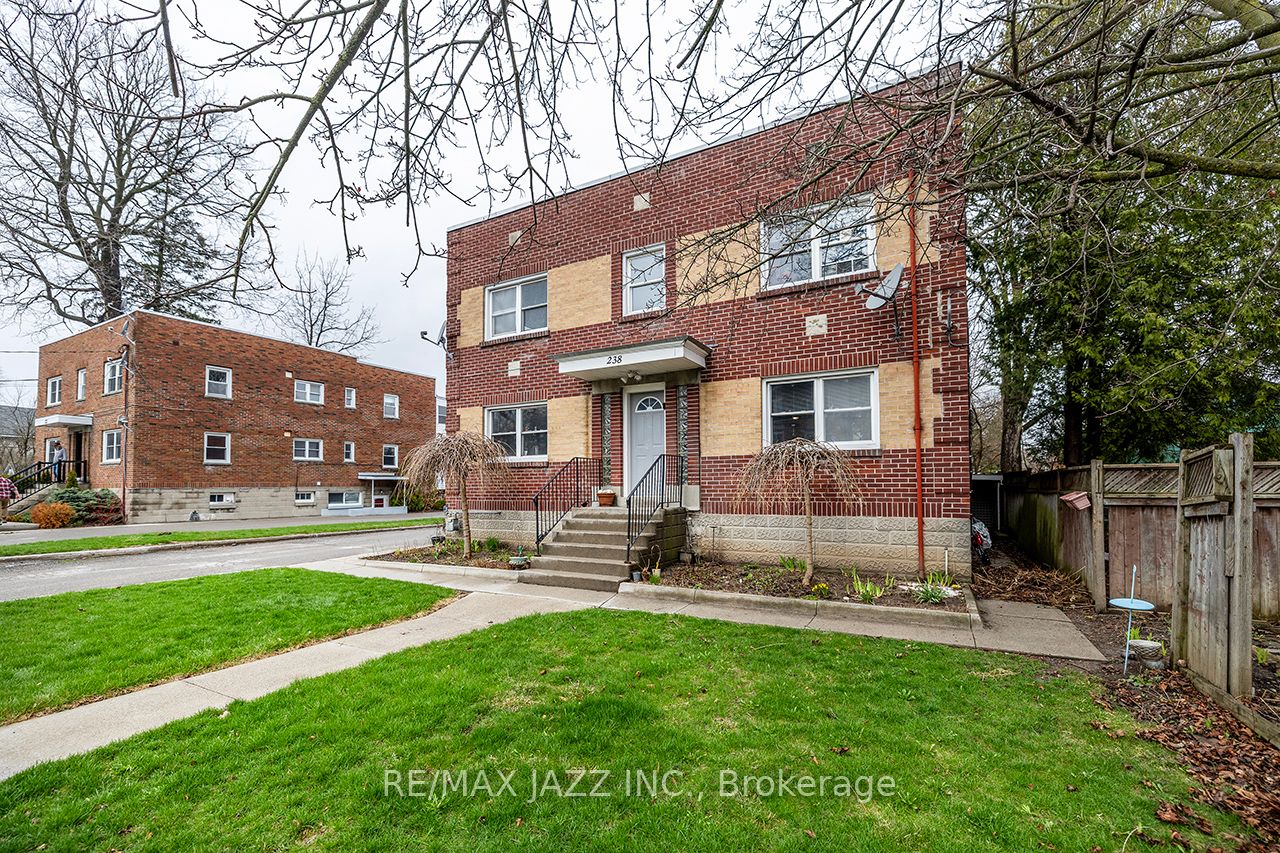 238 James Street E Property Photo 1
