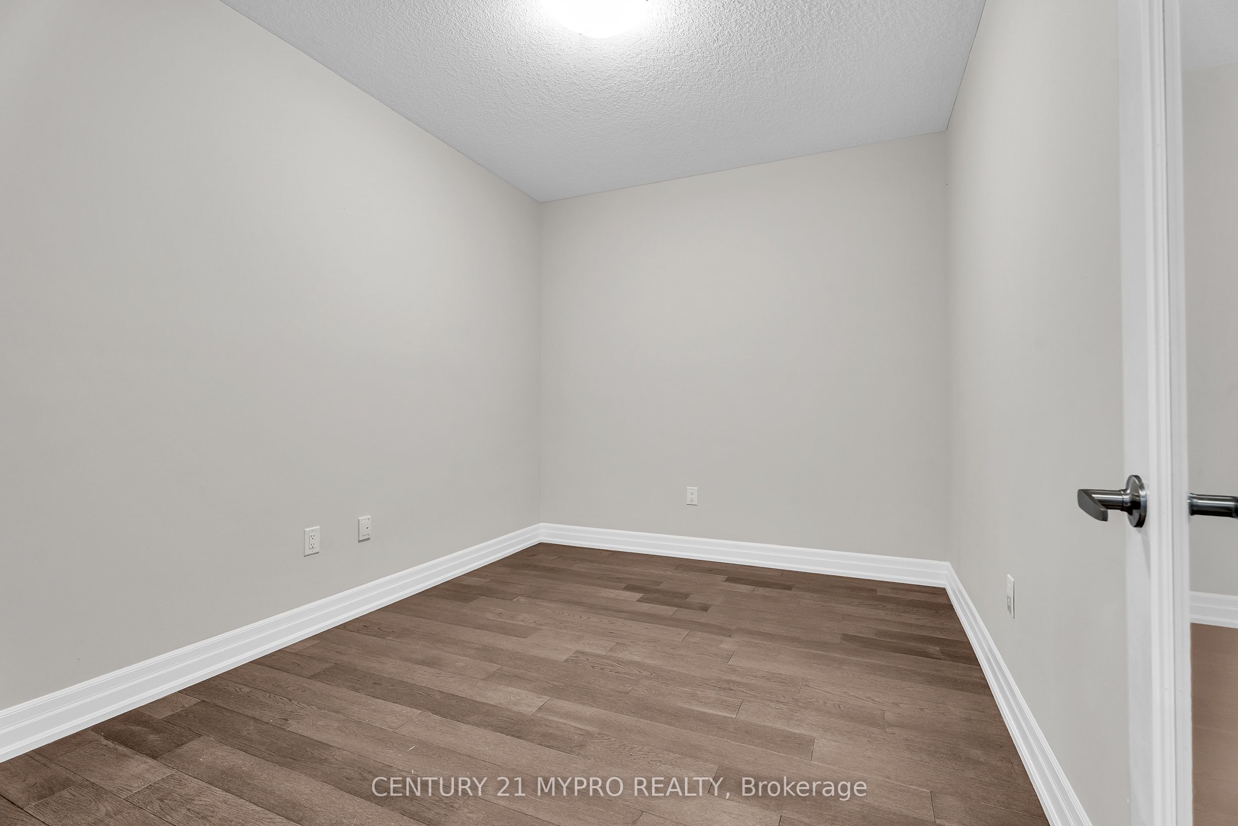 460 Callaway Road 208 Property Photo 8