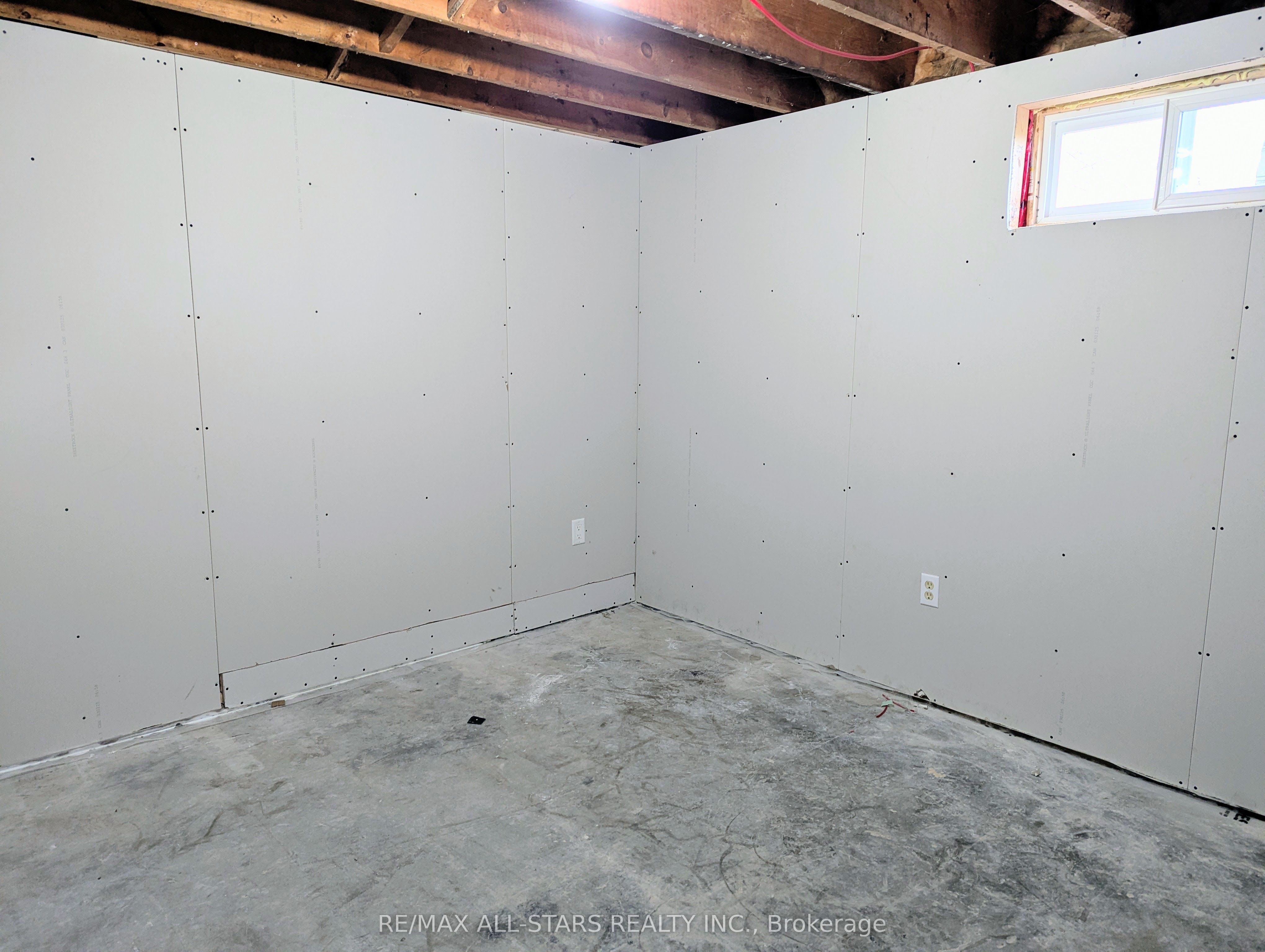 23 Valley Road Property Photo 27