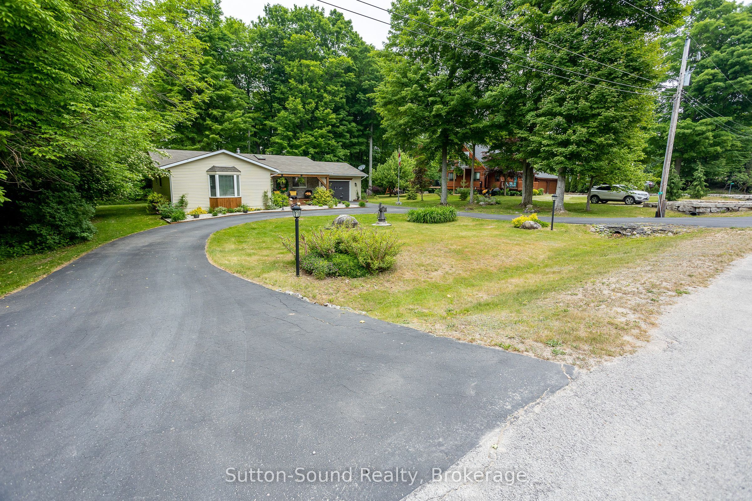 7 Sandy Pines Trail Property Photo 4