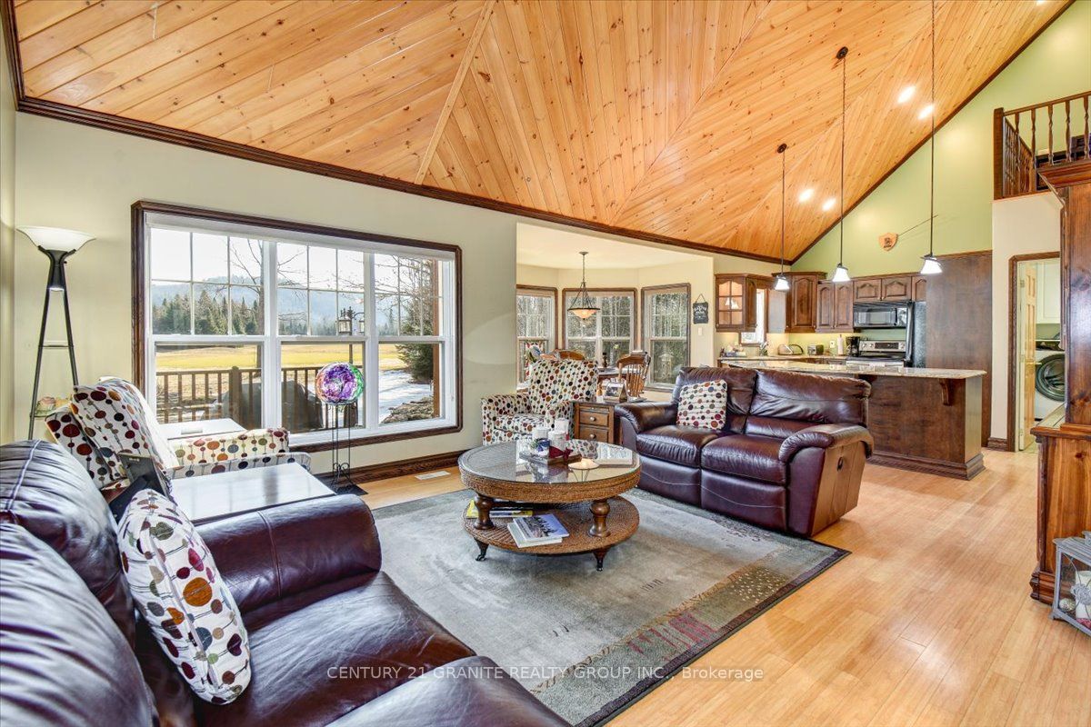 52 Nicklaus Drive Property Photo 11