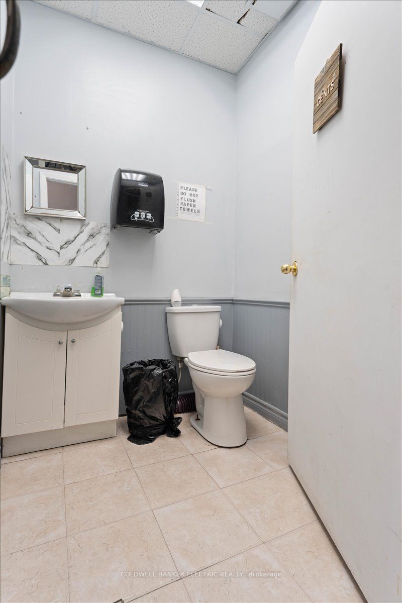 833 Chemong Road Unit #10 Property Photo 11