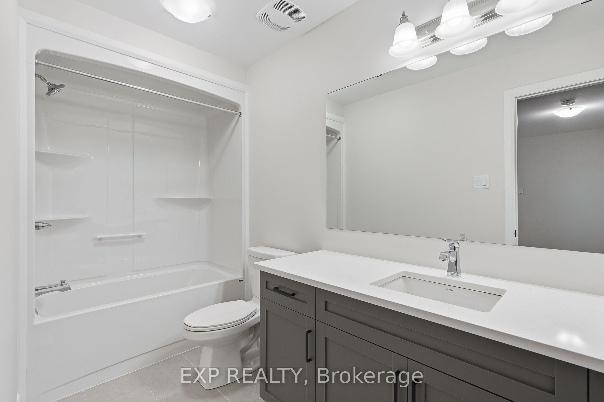 247 Sumac Crescent Street Property Photo 11