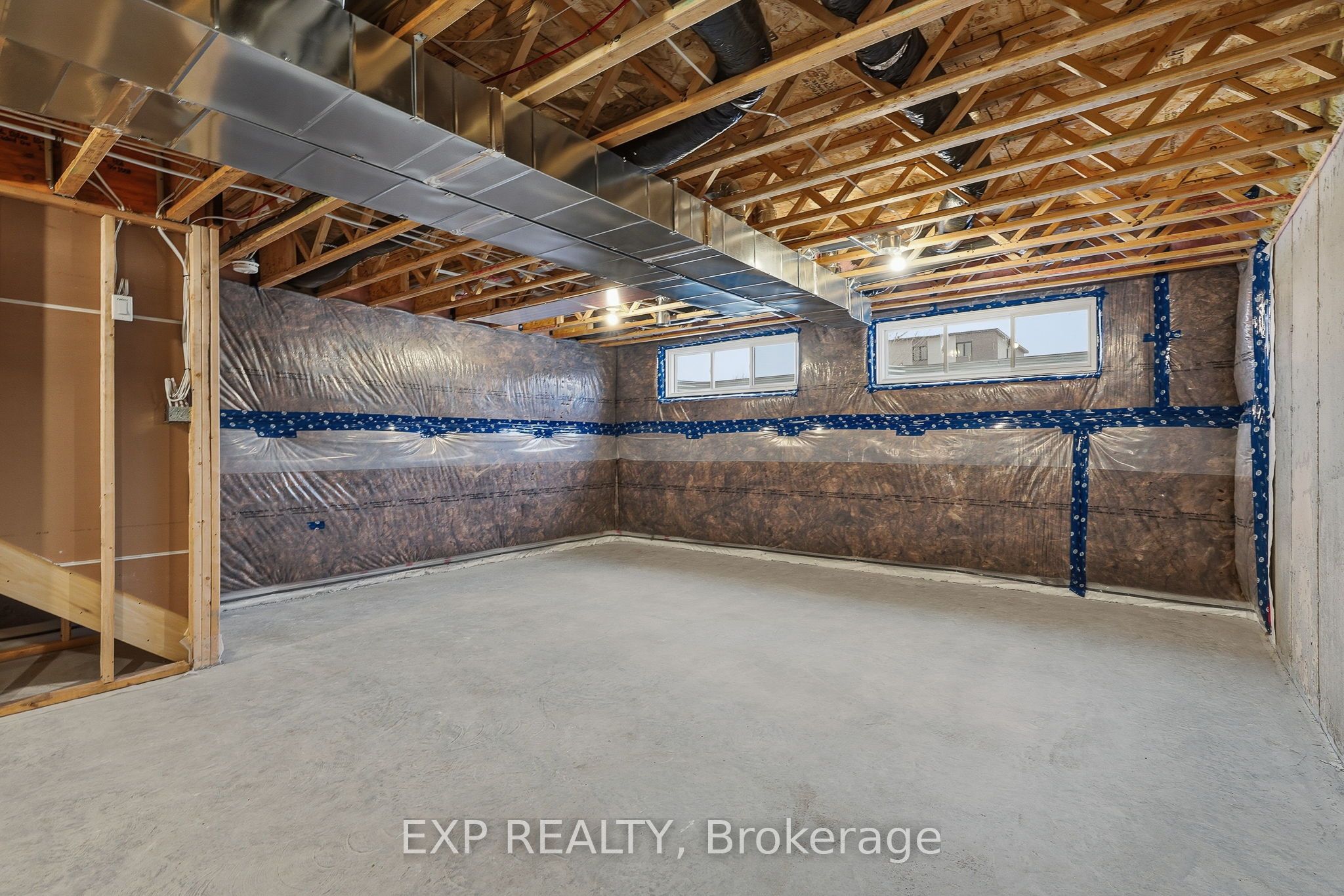 247 Sumac Crescent Street Property Photo 17