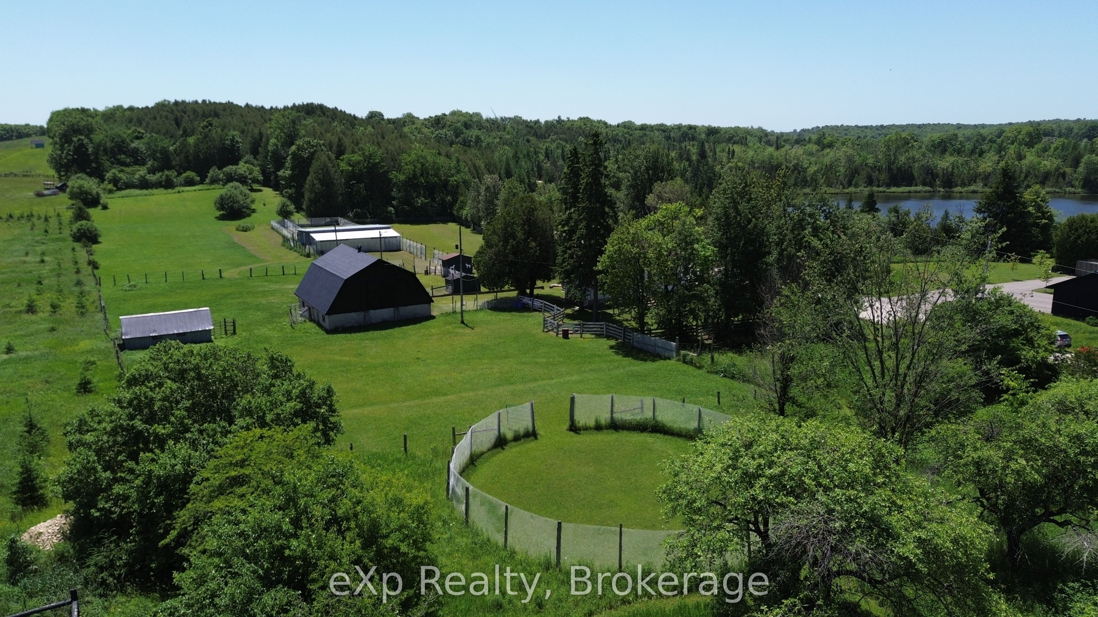 125 Lake Drive Property Photo 1