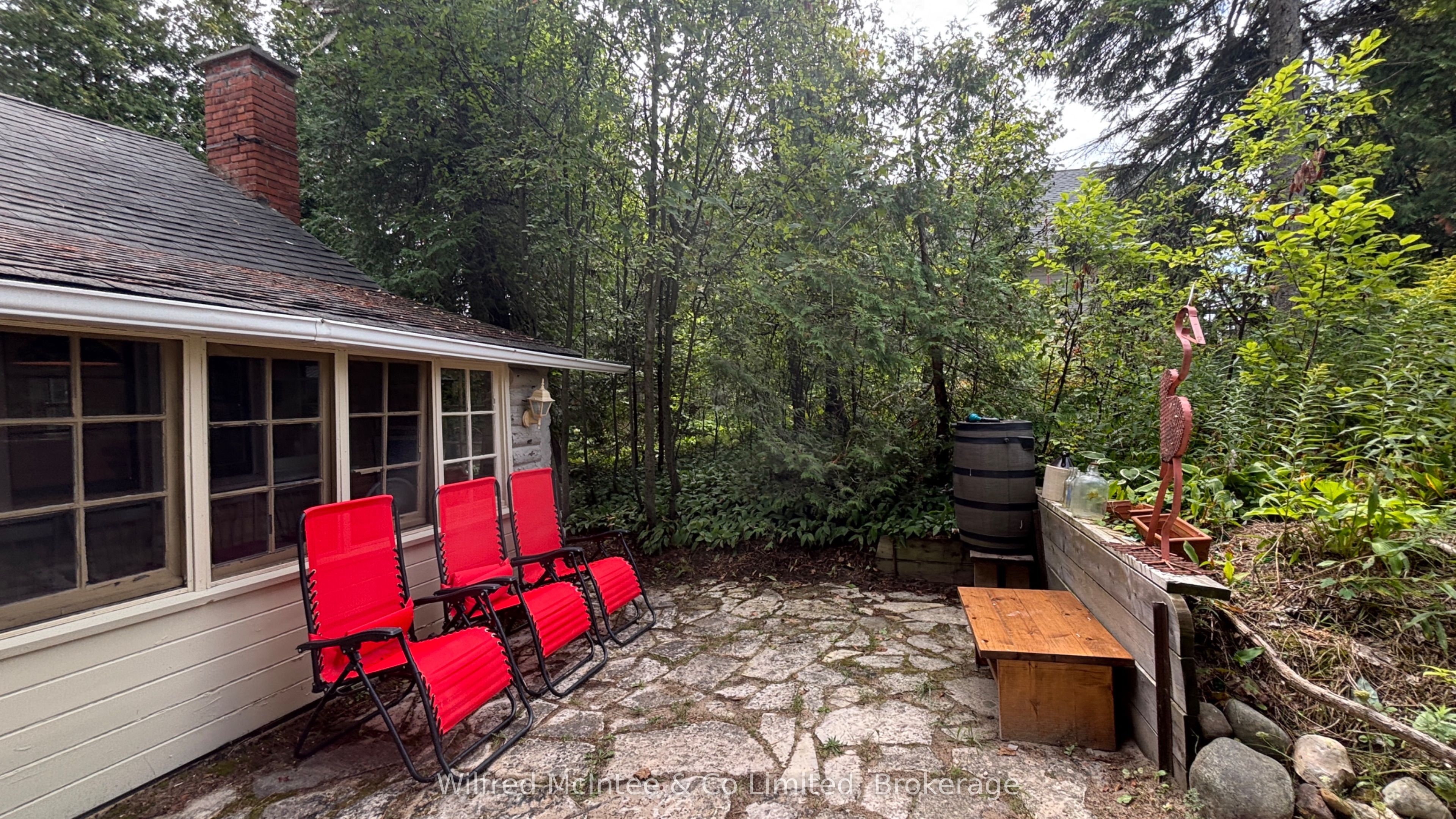 7 6th Avenue S Property Photo 3