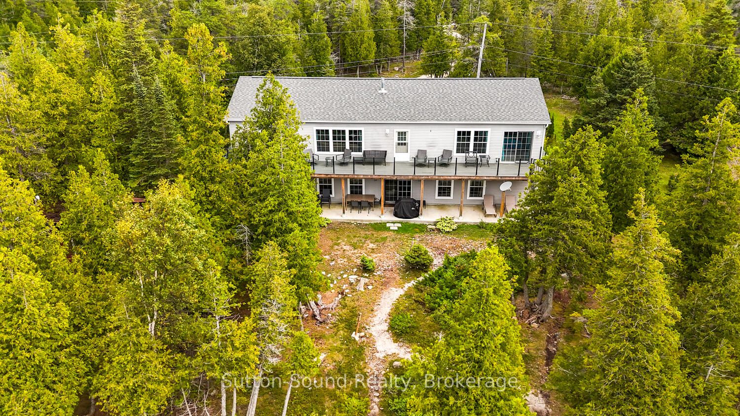 682 Dorcas Bay Road Property Photo 4