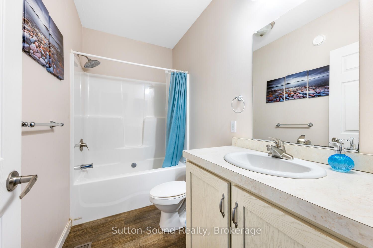 682 Dorcas Bay Road Property Photo 20