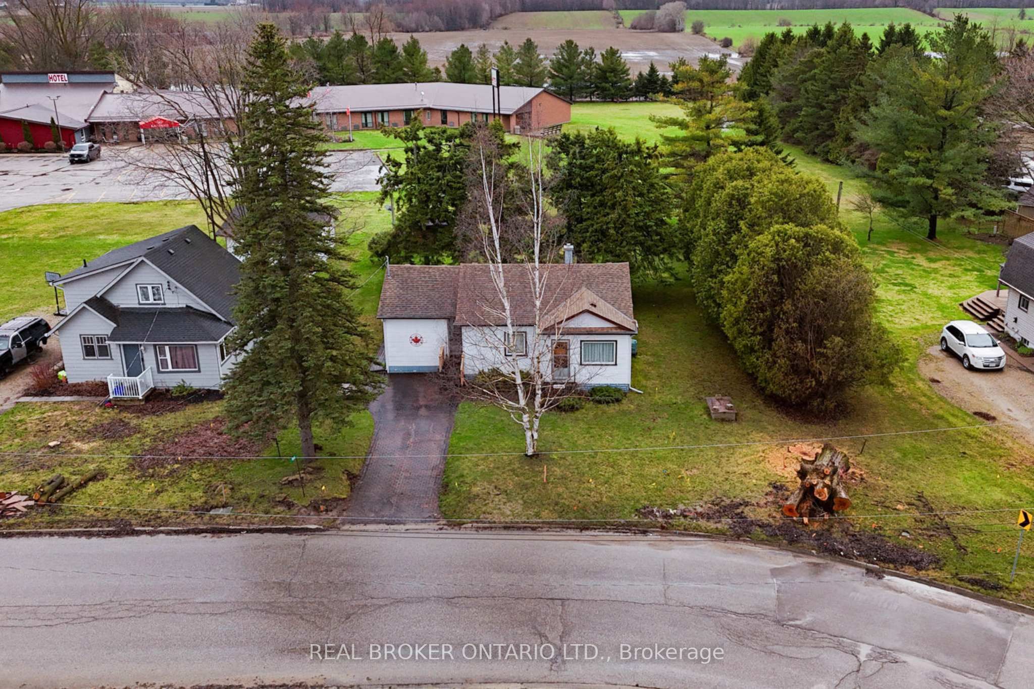 104 King Street Property Photo 1