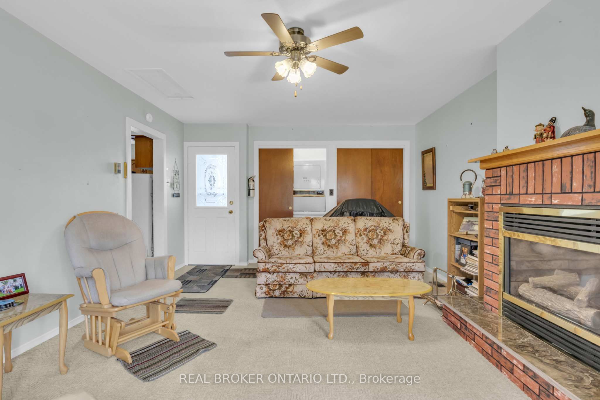 104 King Street Property Photo 11