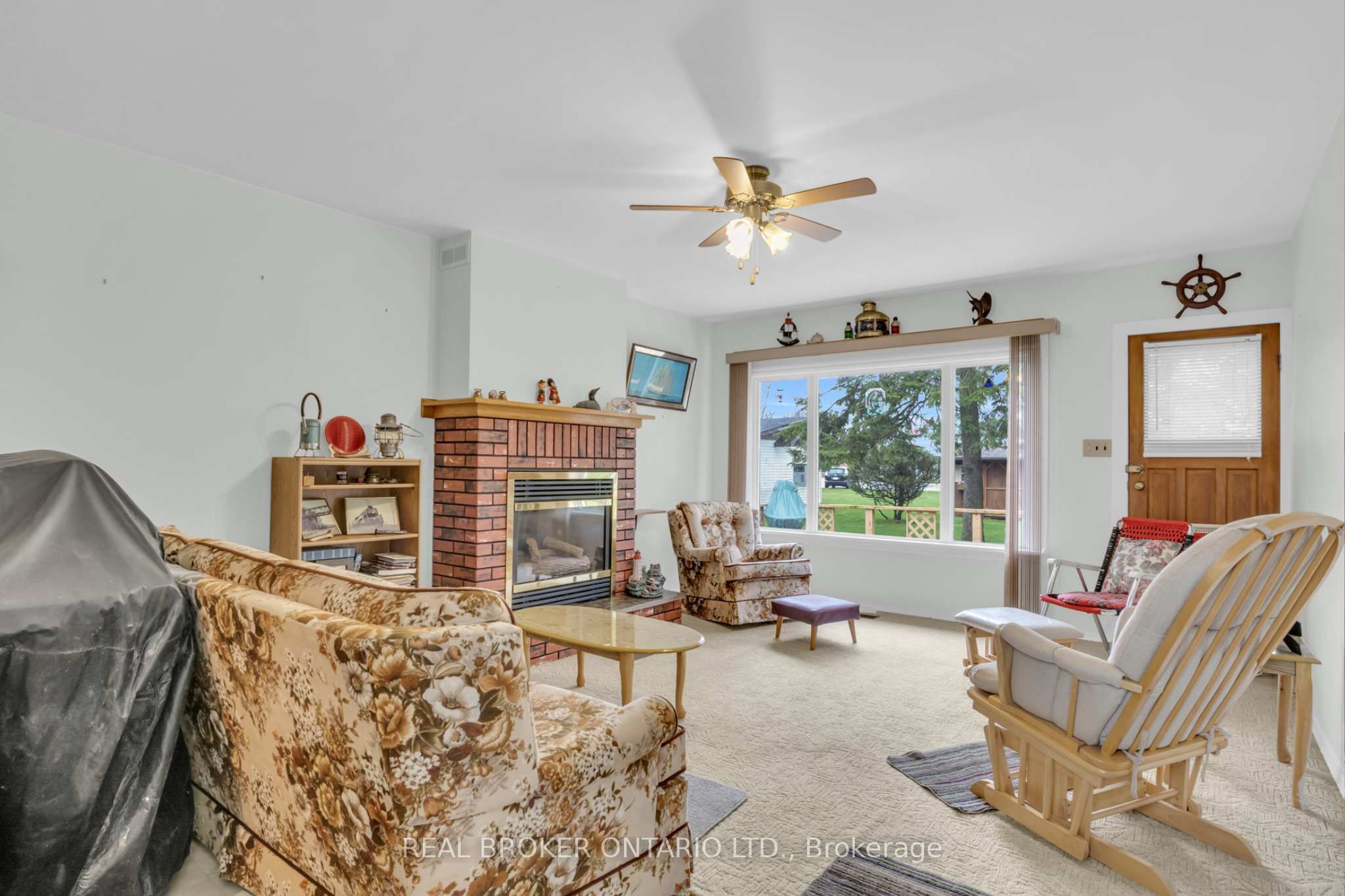 104 King Street Property Photo 13