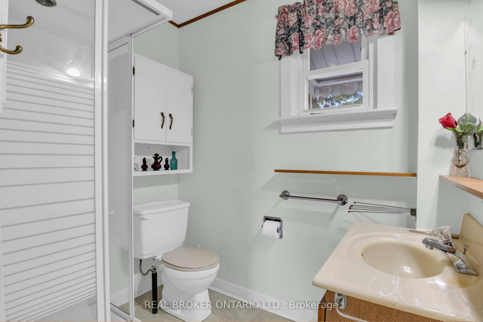 104 King Street Property Photo 25
