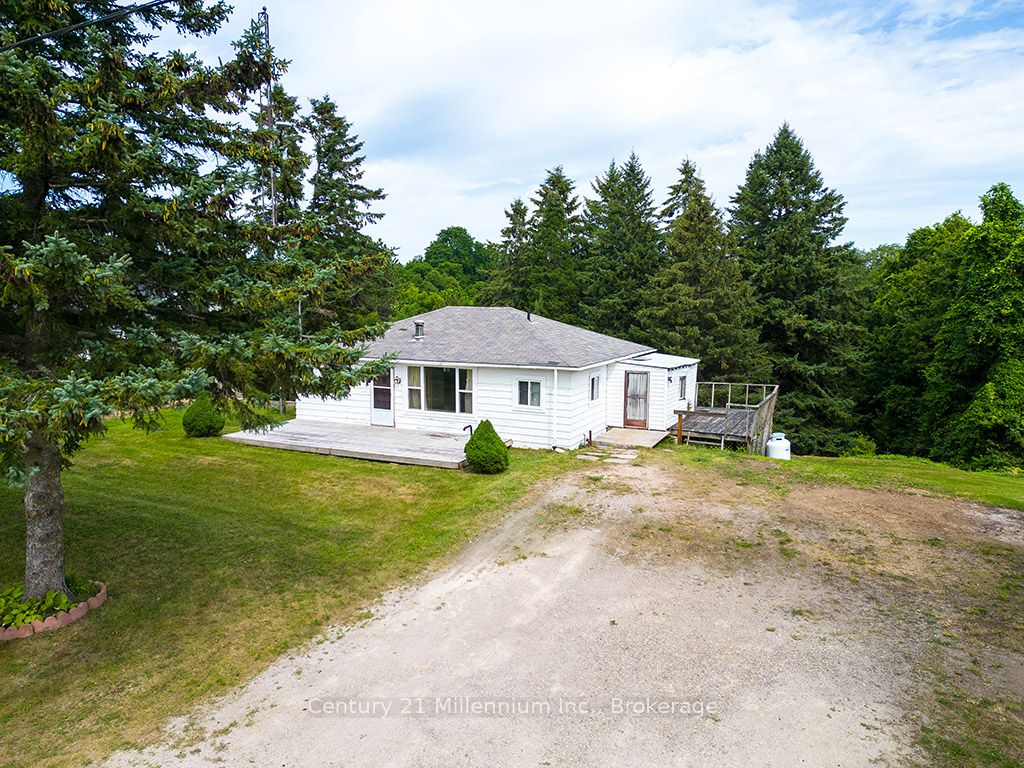 417047 Tenth Line Property Photo 1