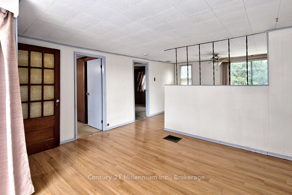 417047 Tenth Line Property Photo 6