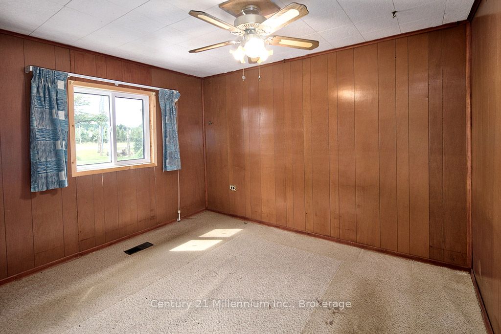 417047 Tenth Line Property Photo 8