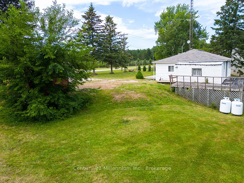 417047 Tenth Line Property Photo 12