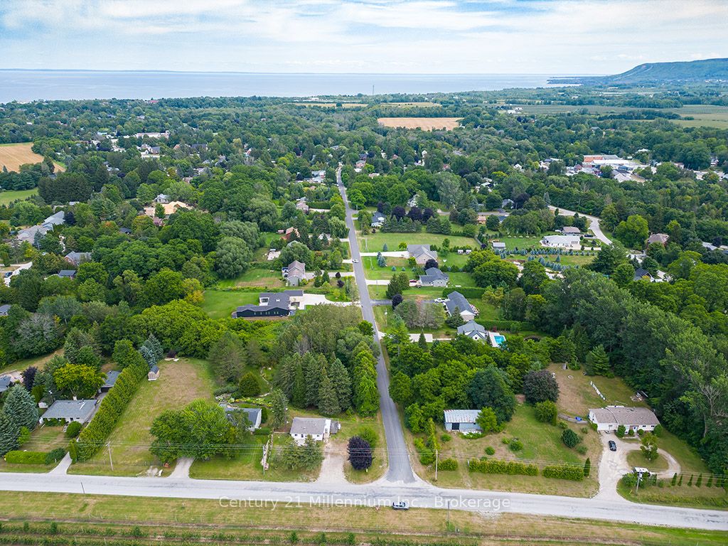 417047 Tenth Line Property Photo 13