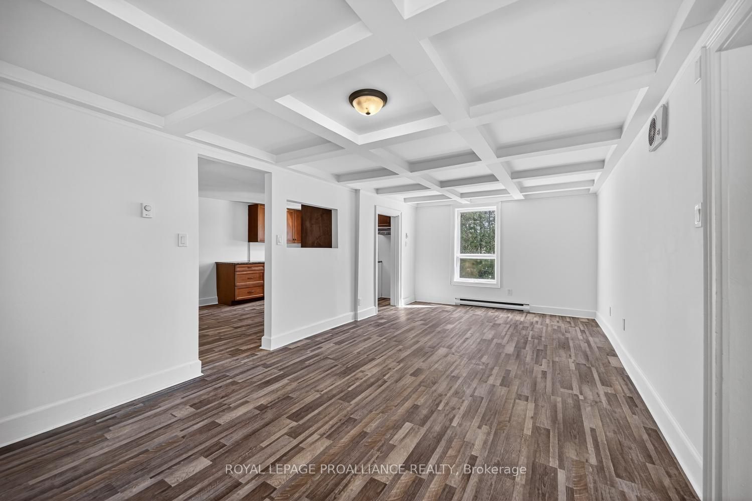 13 King Street Property Photo 7