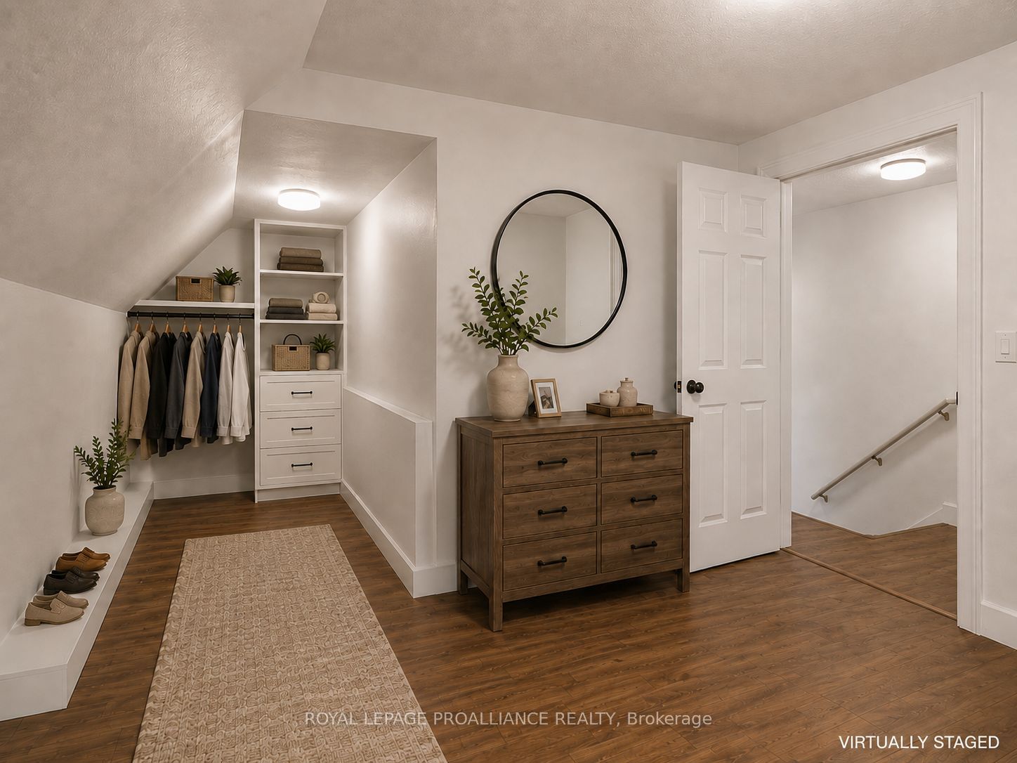 13 King Street Property Photo 24
