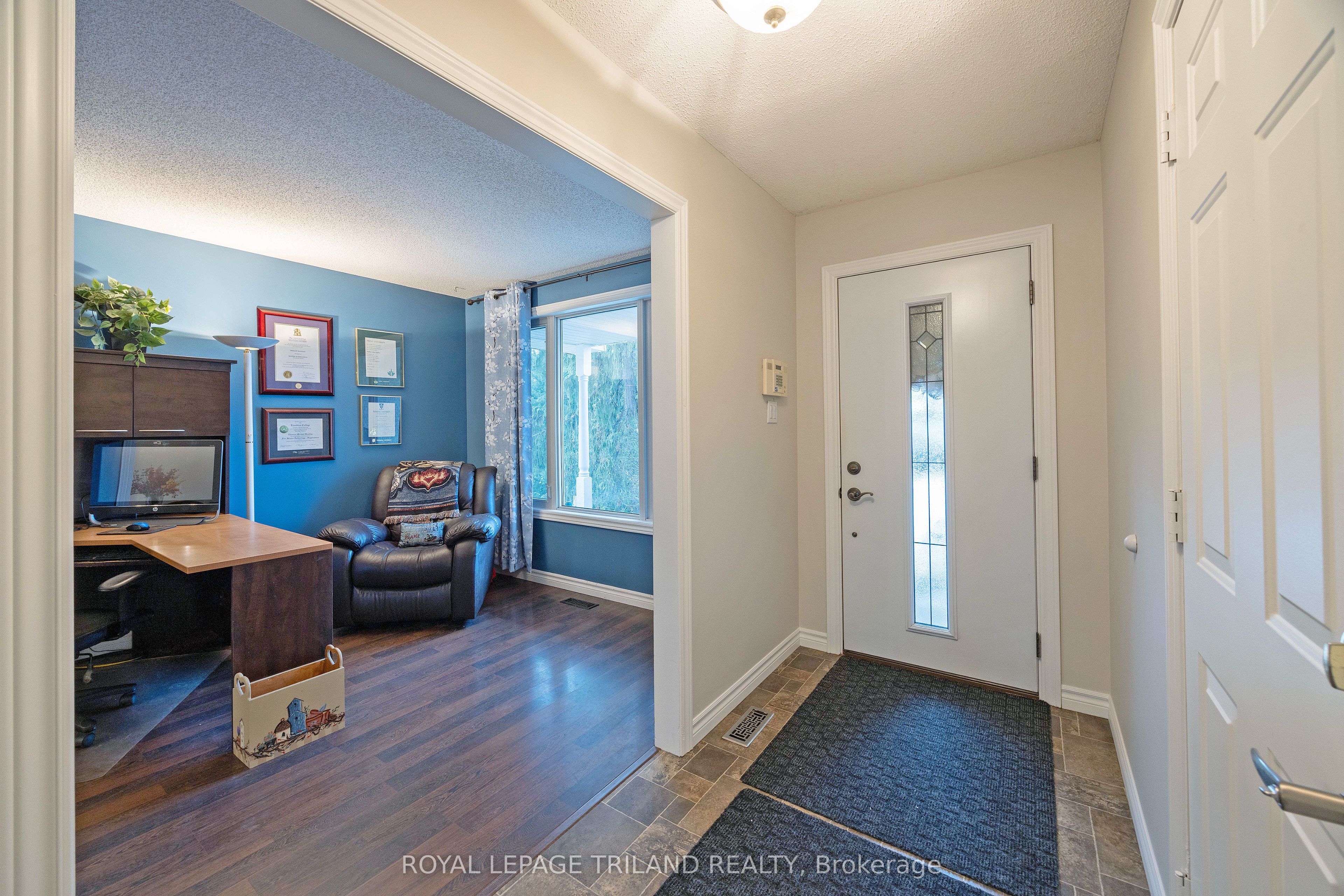 94 Queen Street Property Photo 3